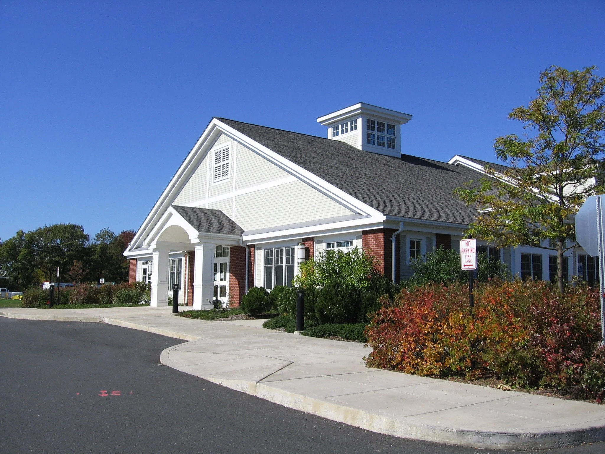 Glastonbury Community Center 6_Richter Cegan.jpg
