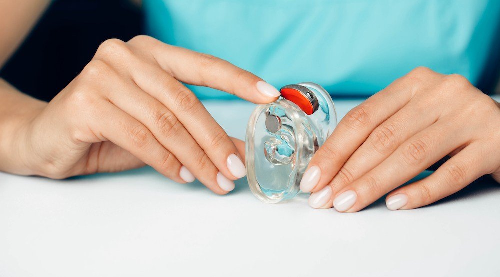 The Benefits of Rechargeable Hearing Aids