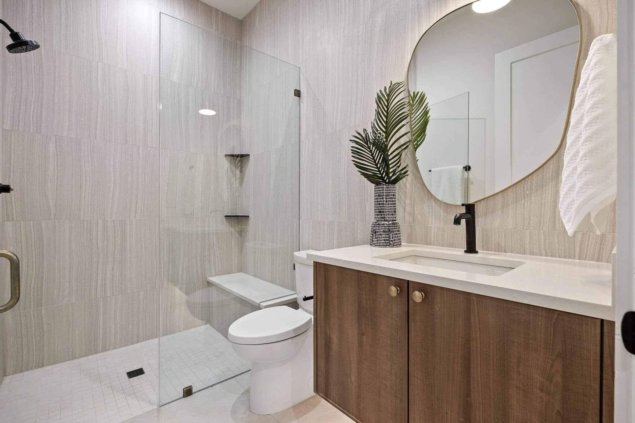 45-3503-kay-st-unit-1-ckn-captial-group-austin-home-builder-091323-120.jpg