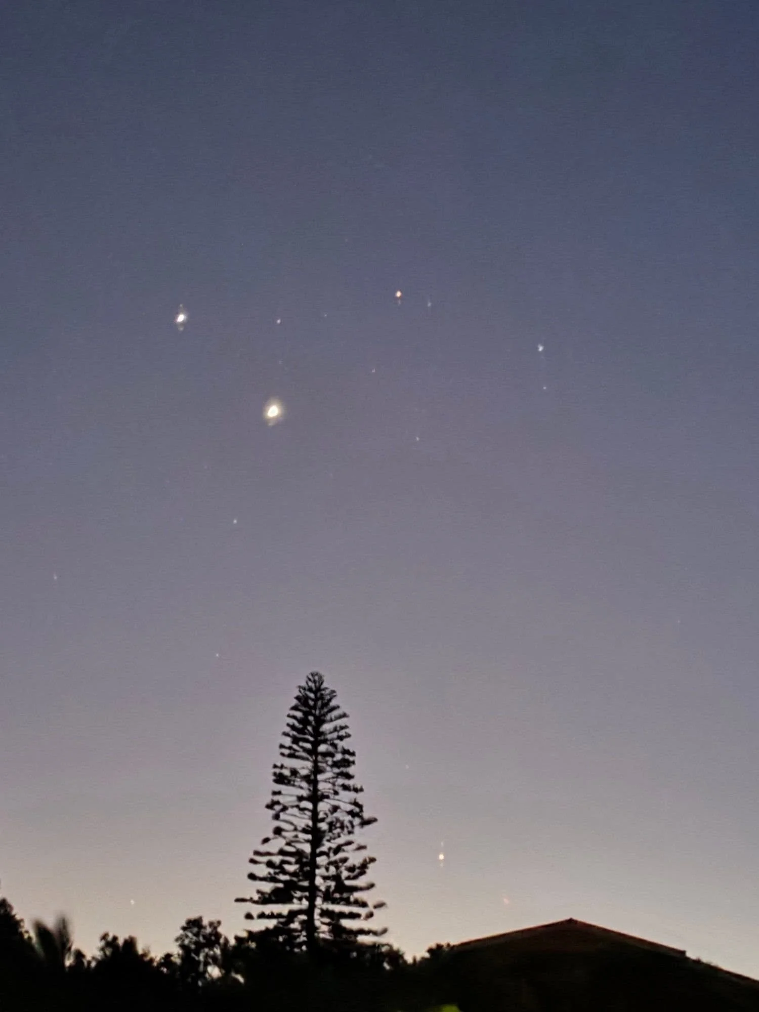 Jupiter Venus and Mercury June Maui Sky