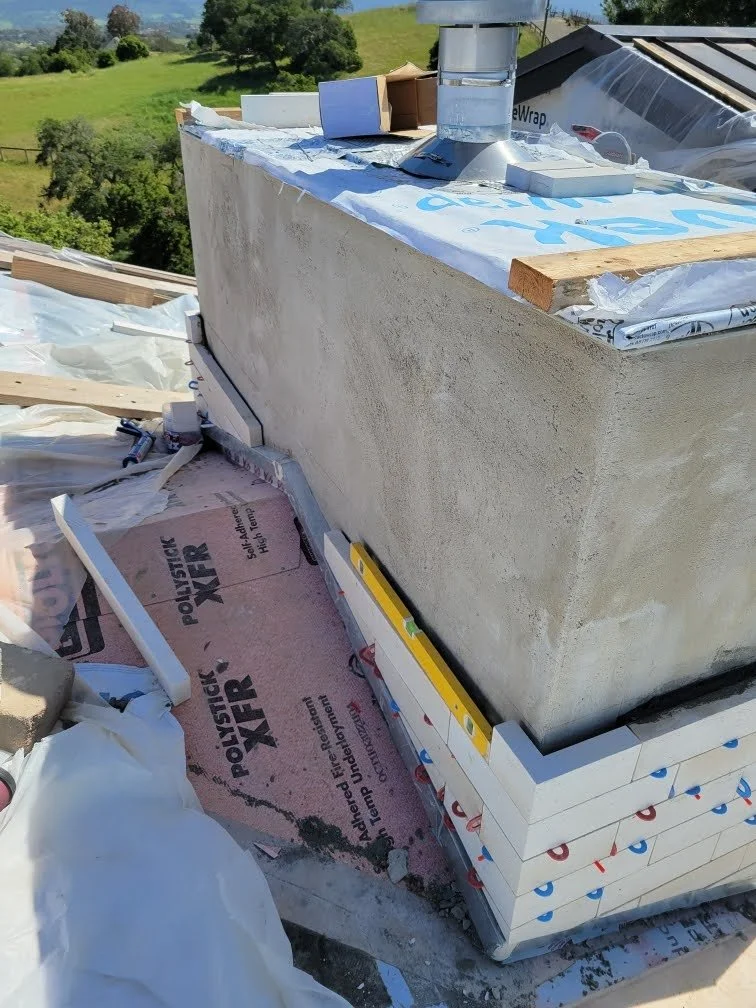 Chimney work..

#stonemason #masonry #fireplace #craftsmanship #construction #santabarbara #santabarbaracontractor #chimney