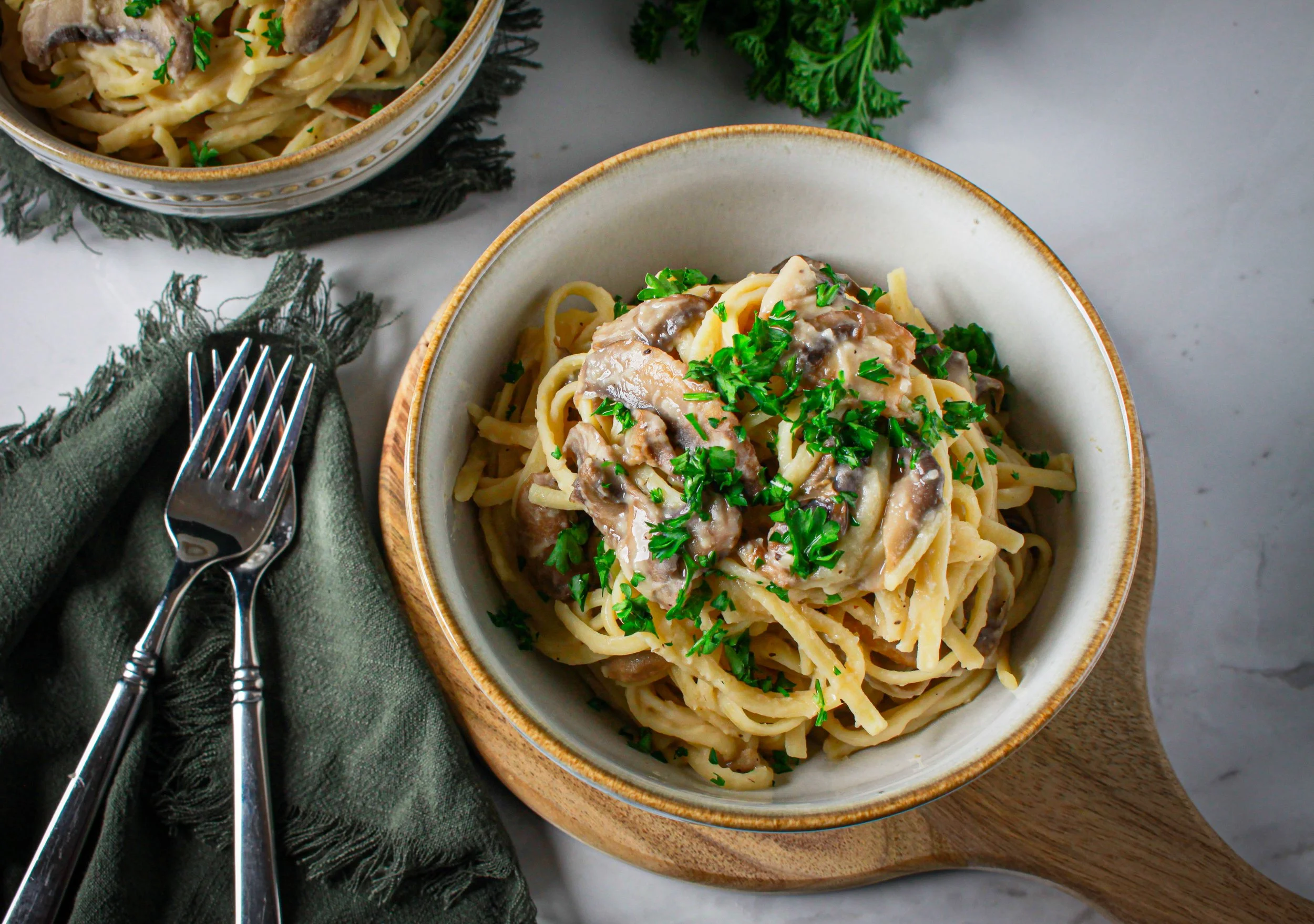Creamy Garlic White Bean Mushroom Pasta