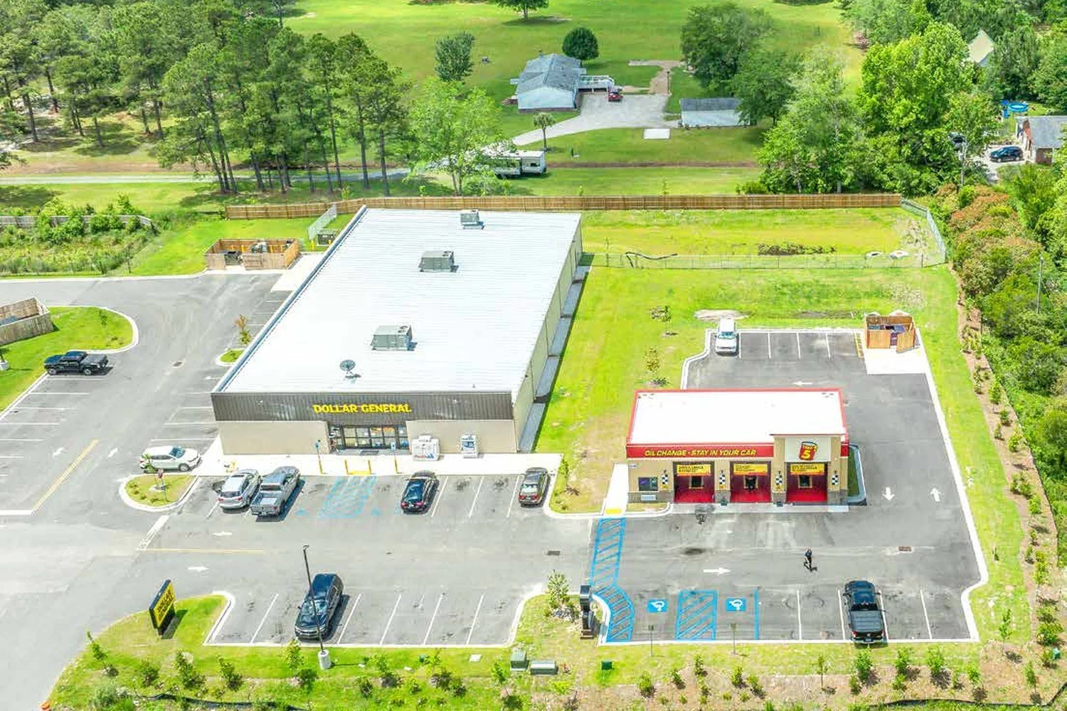 Take 5 Oil Change and Dollar General, Cane Bay, SC