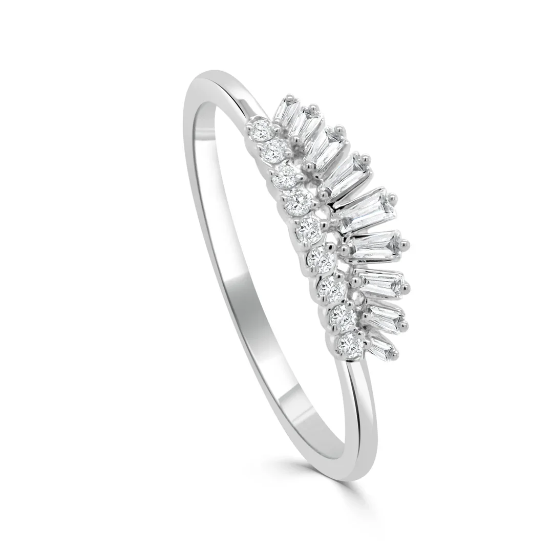 tiara band white 2.webp