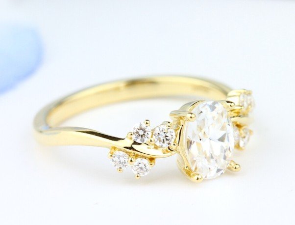 18 Karat Yellow Gold Engagement Ring