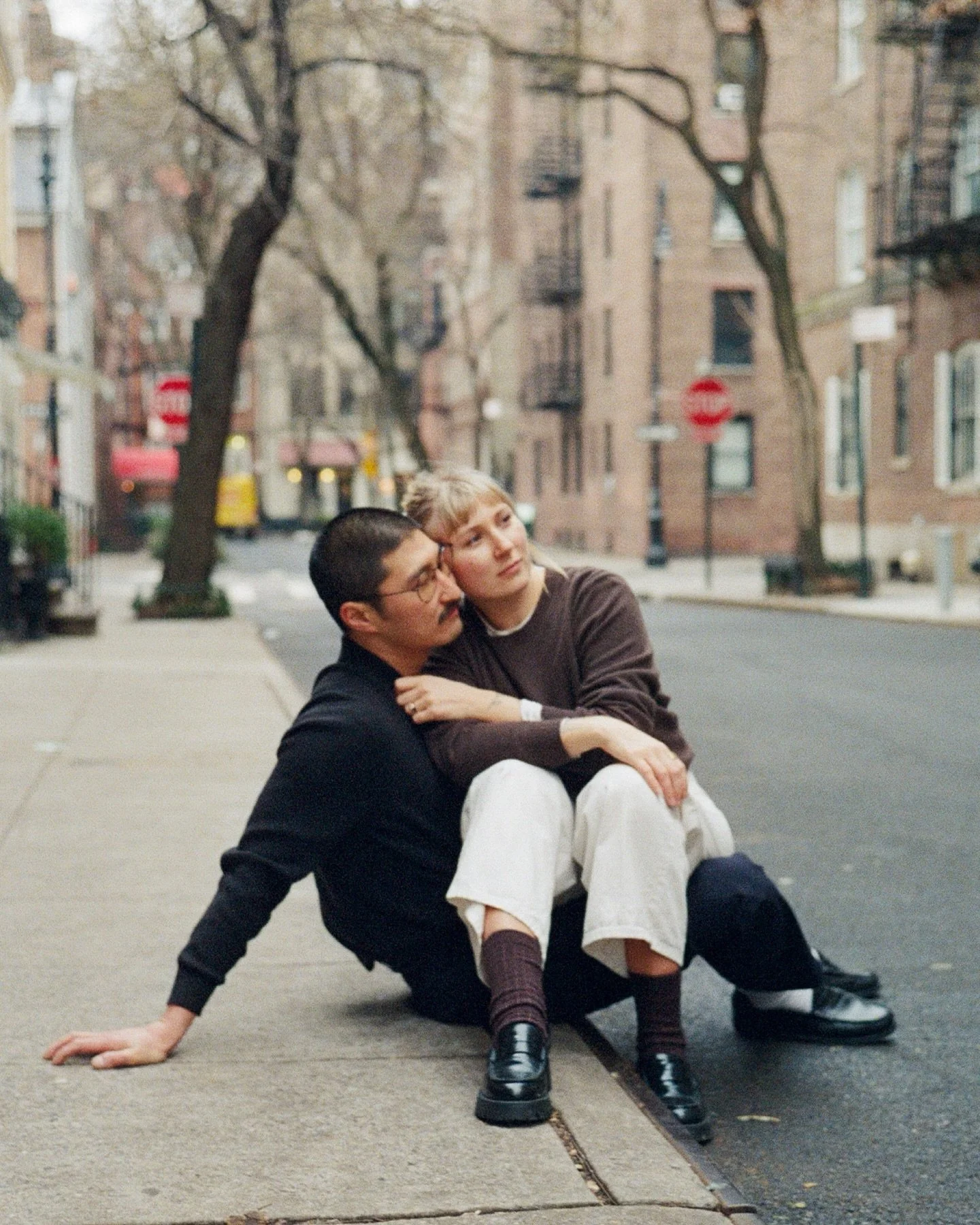 Haley and Derrick, dear friends and now neighbors, enjoying a weekend in New York following their engagement. Shot on 35mm and some digital. Love these two ❤️ stay tuned for part two - the night photos *cue ooohhhsss and aaaahhhsss*
#manhattan #weddi