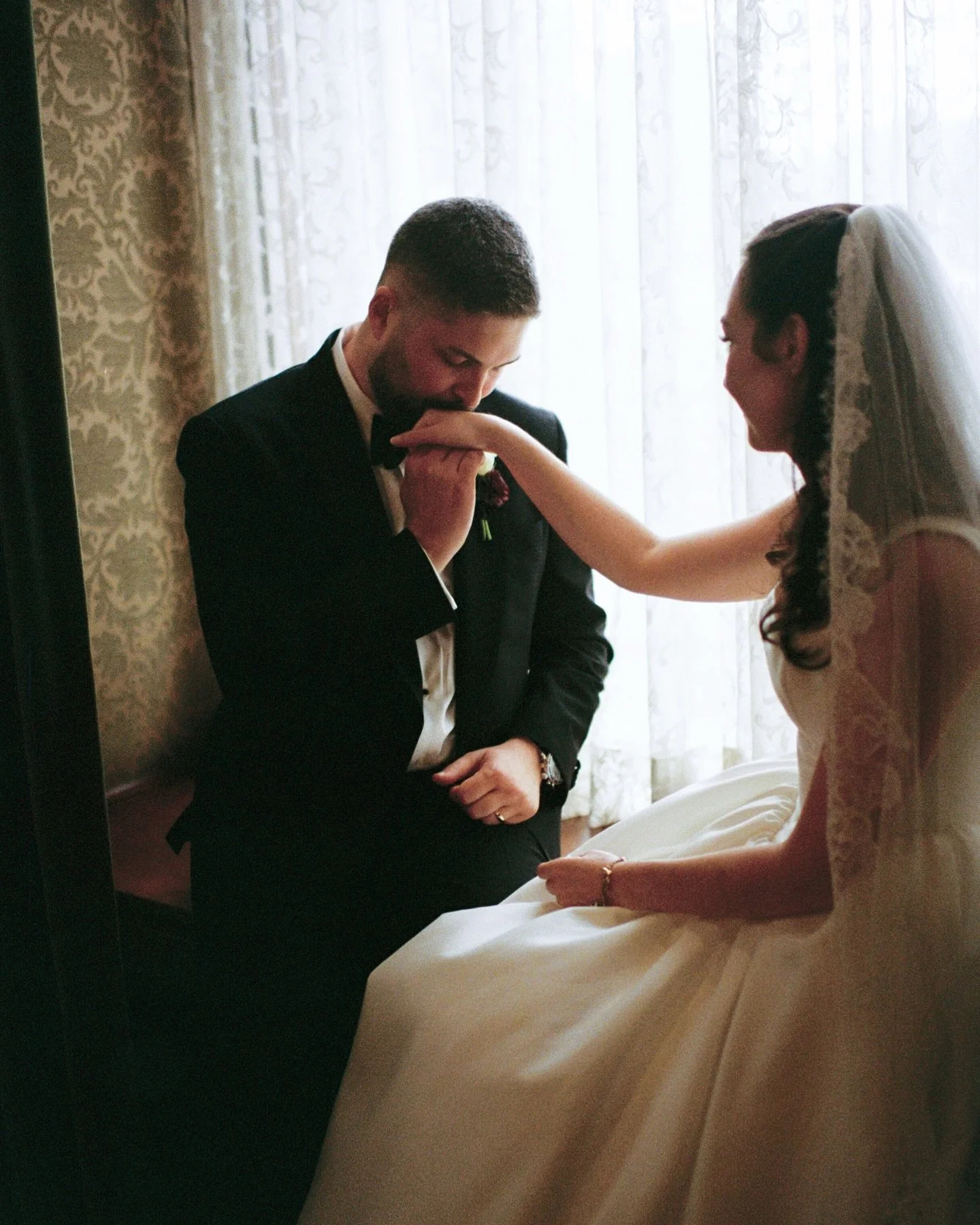 If you are looking for proof that a rainy day wedding can still be romantic, look no further. Emily and Zack hosted the party of a lifetime, with so many meaningful and loving touches. Our first wedding photographed at @dac_detroit did not disappoint