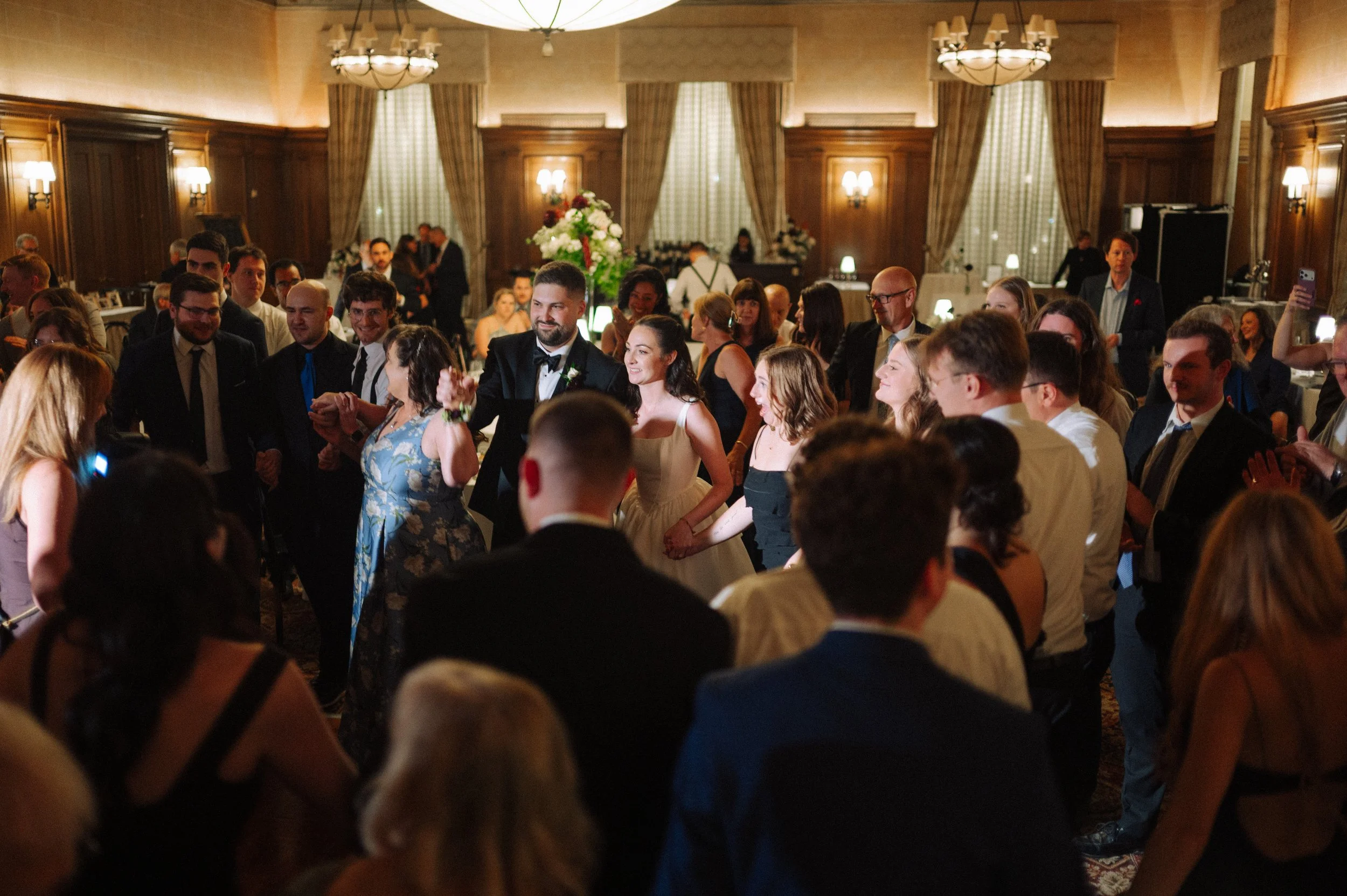Detroit_Athletic_Club_wedding-96.jpg