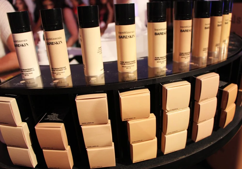 IPSY-Generation-Beauty-2014-Recap-BareMinerals-BareSkin-Foundation.jpg
