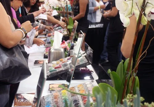 IMATS-2012-Obsessive-Compulsive-Cosmetics-OCC-Shoppers.jpg