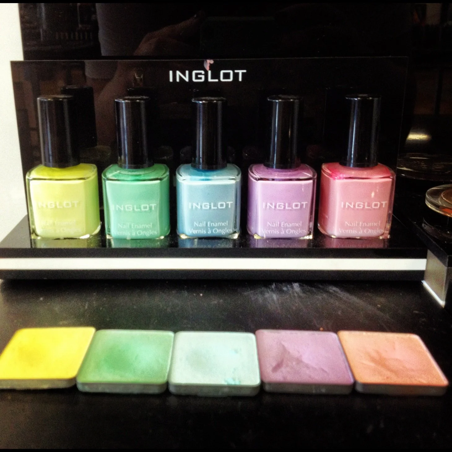 Inglot.jpg
