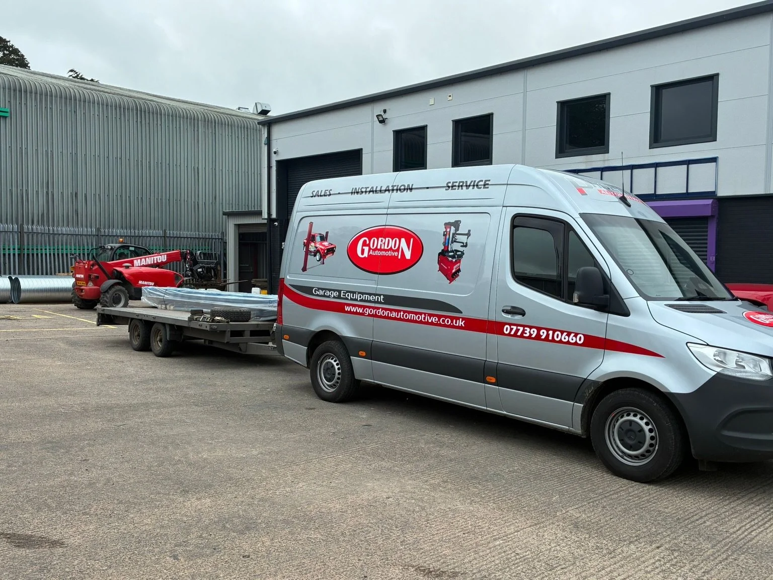 Big progress today at the new premises 👌

Our brand-new ramp was delivered and installed today by @garage_equipment_ ￼ &mdash; massive thanks for the professional service from start to finish.

The new place is really starting to come together now. 