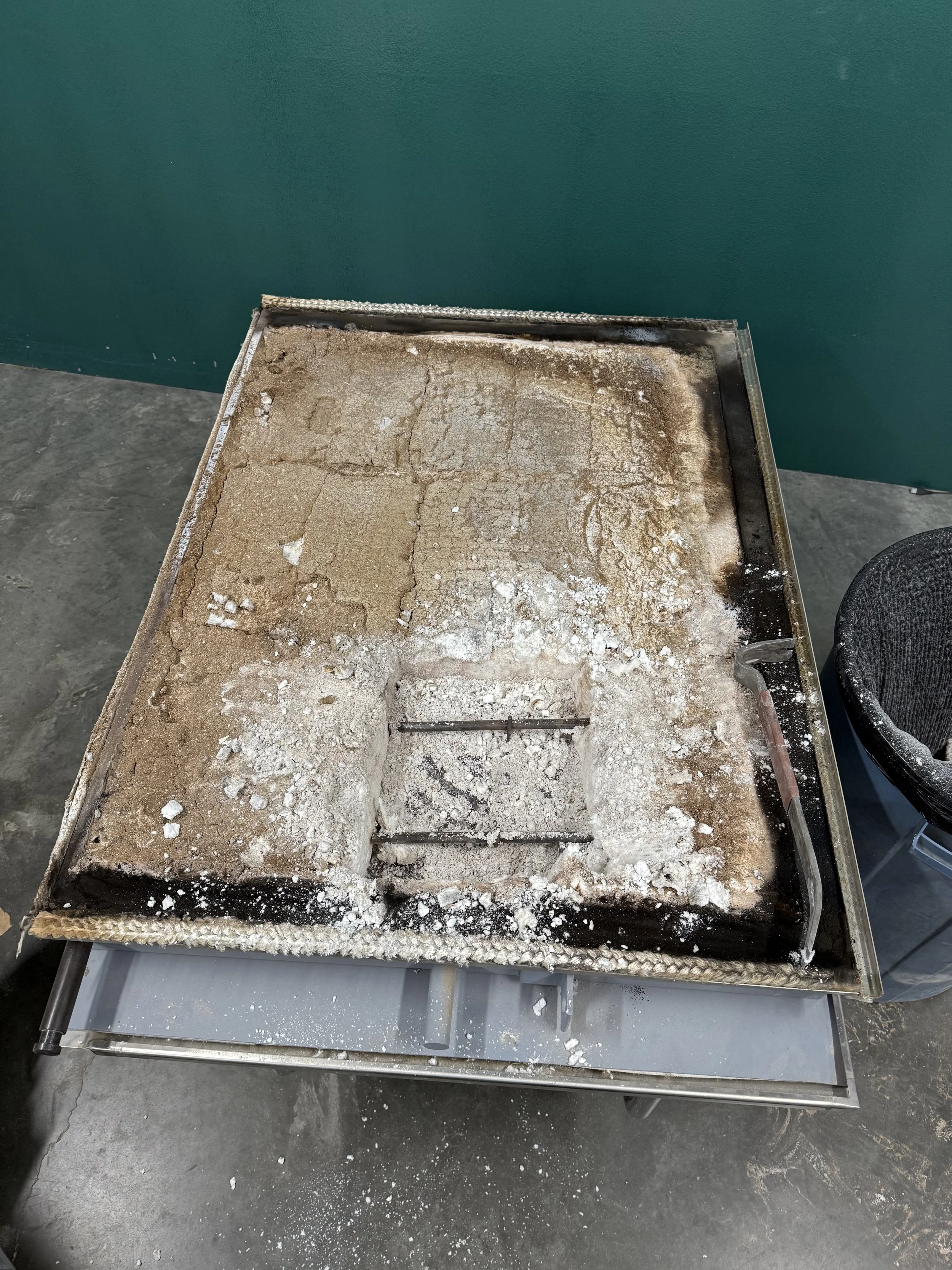 door (before) -Millennium III-