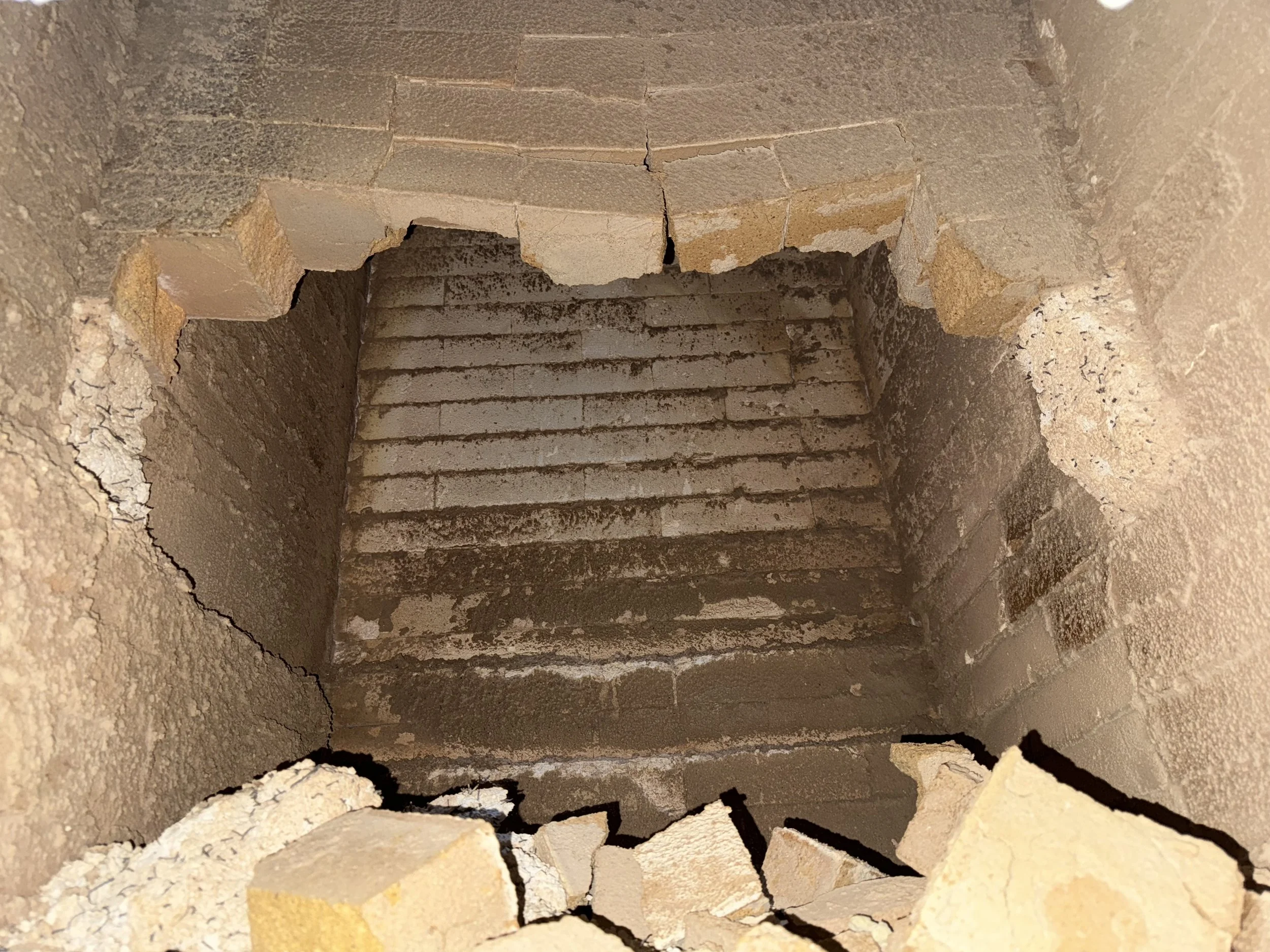 Secondary curtain wall and lintel build...collapsed lintel (before) -Millennium III-