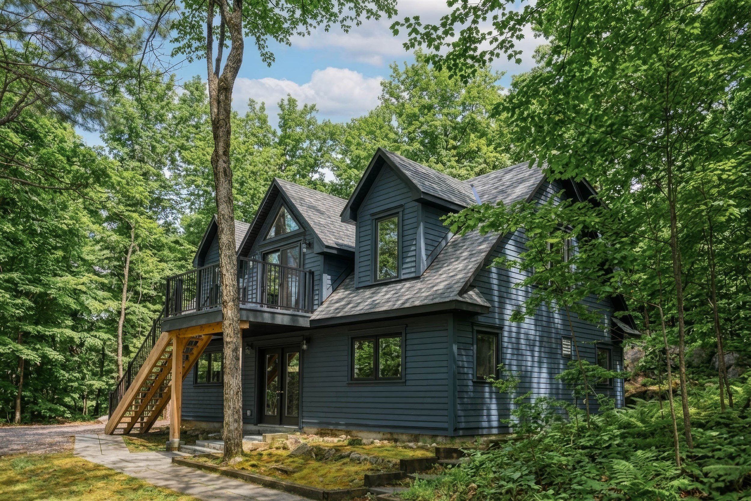 The_Loft_Etoile_Exterior_3.jpg