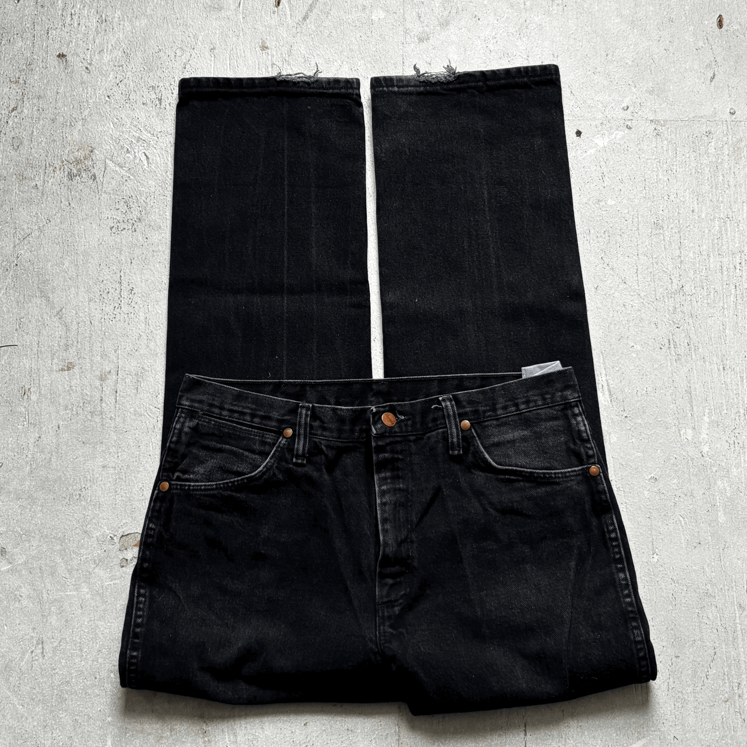 Black Wranglers 29"