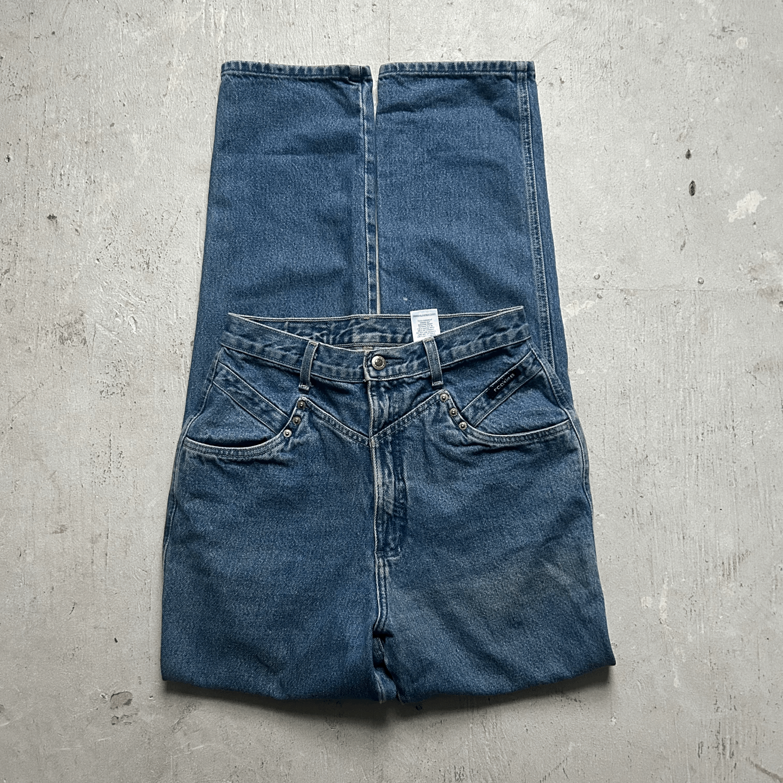 Light Wash Rockies 28"