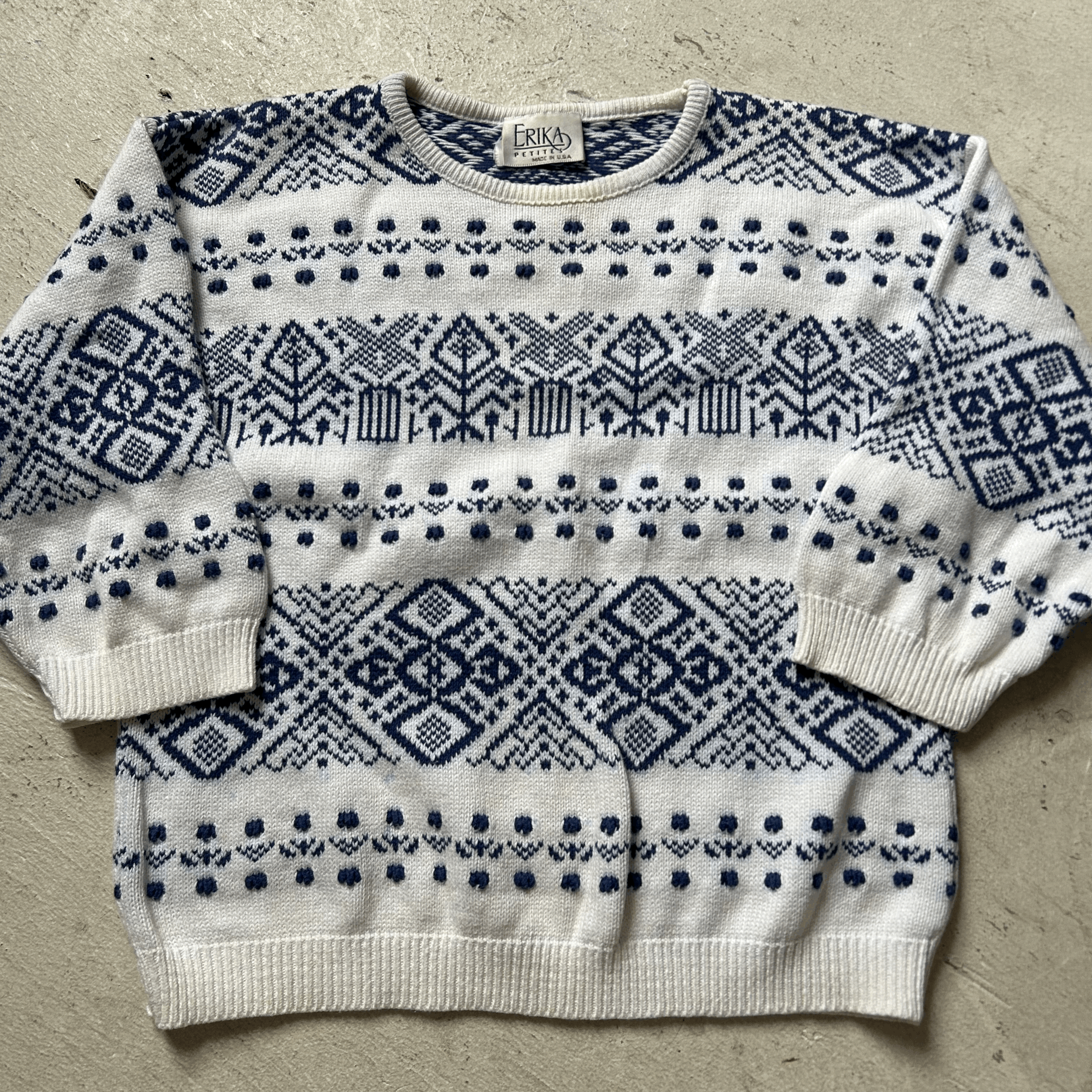 Granny Winter Sweater - Medium