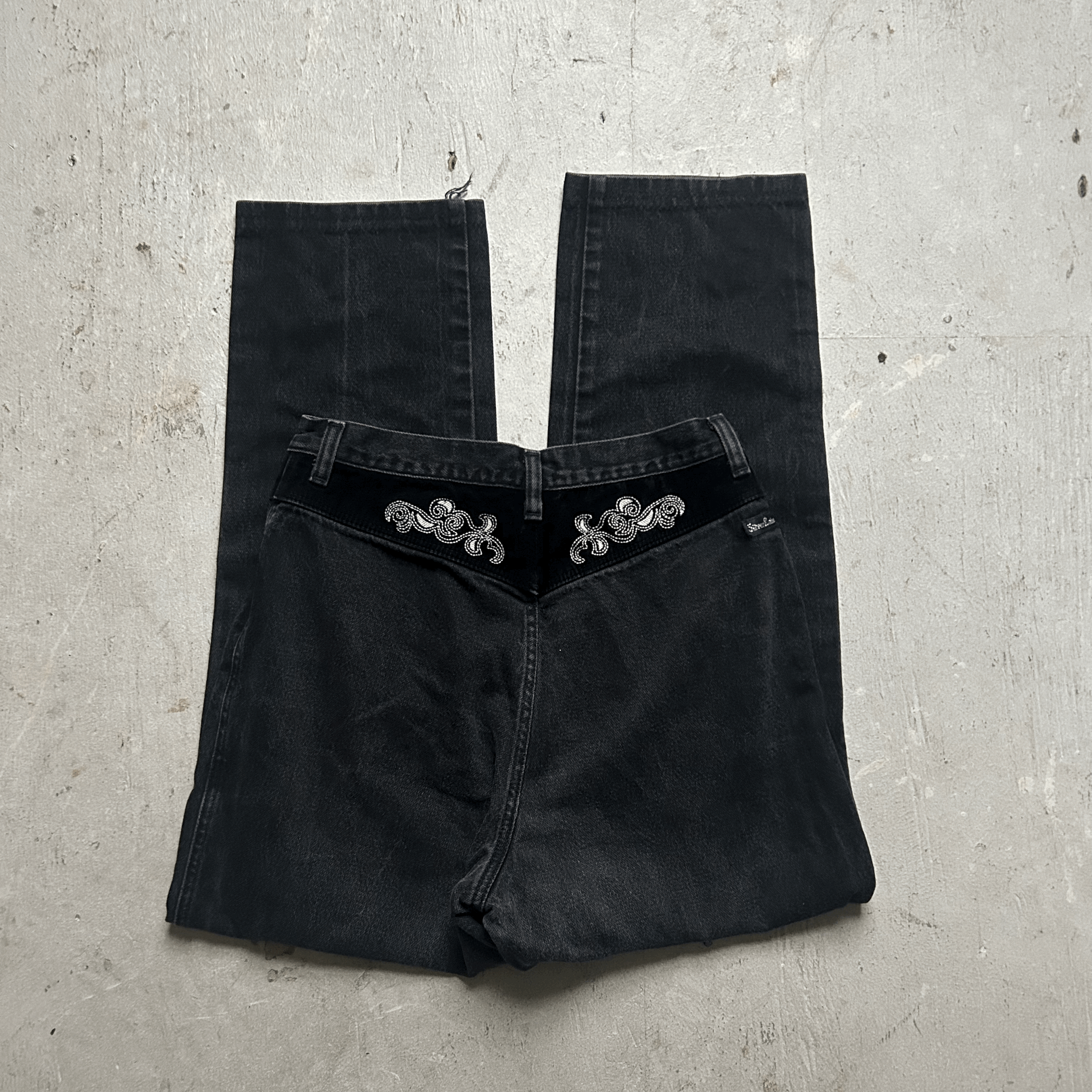 Embroidered Black Wrangler Jeans 28"