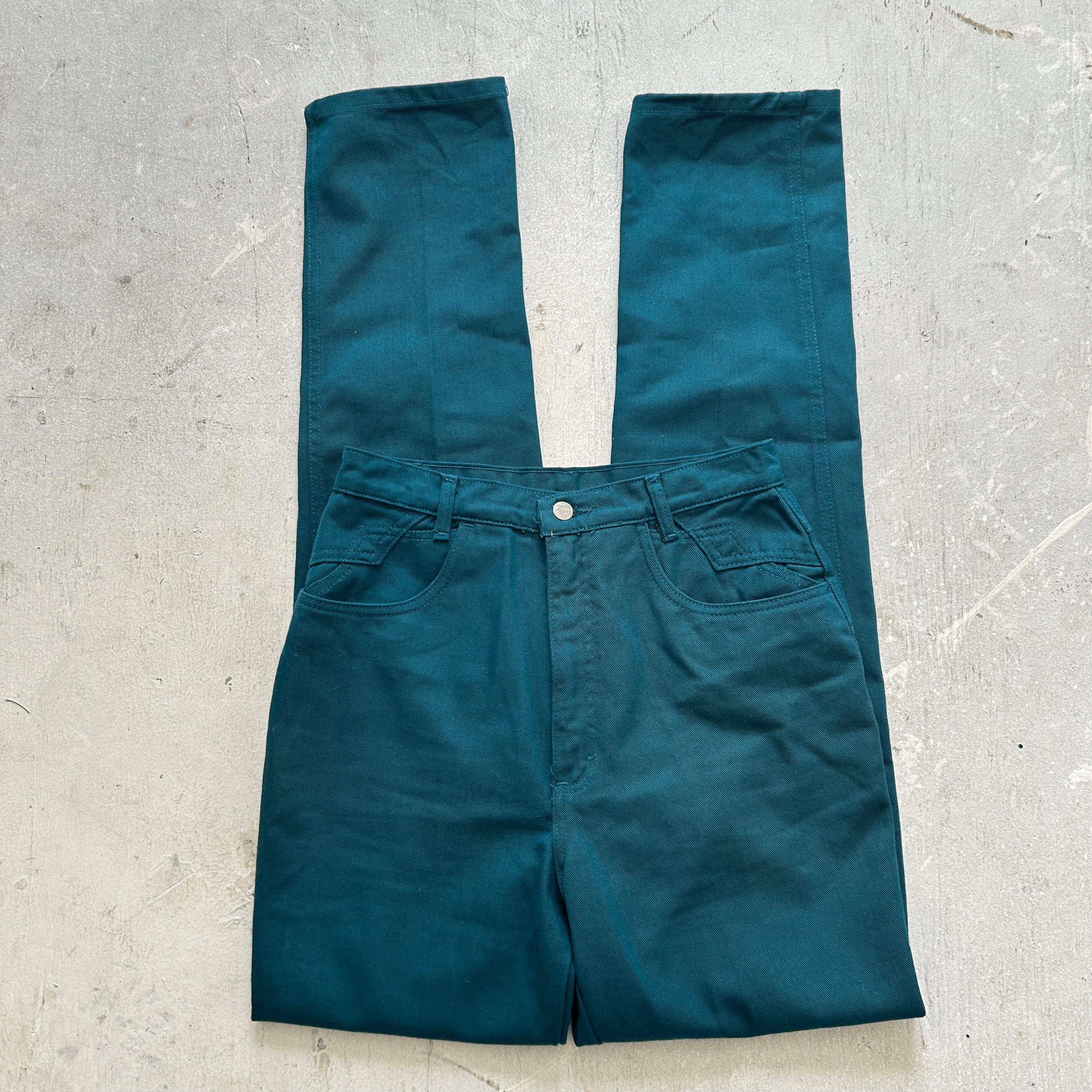 Turquoise Ropers 29"