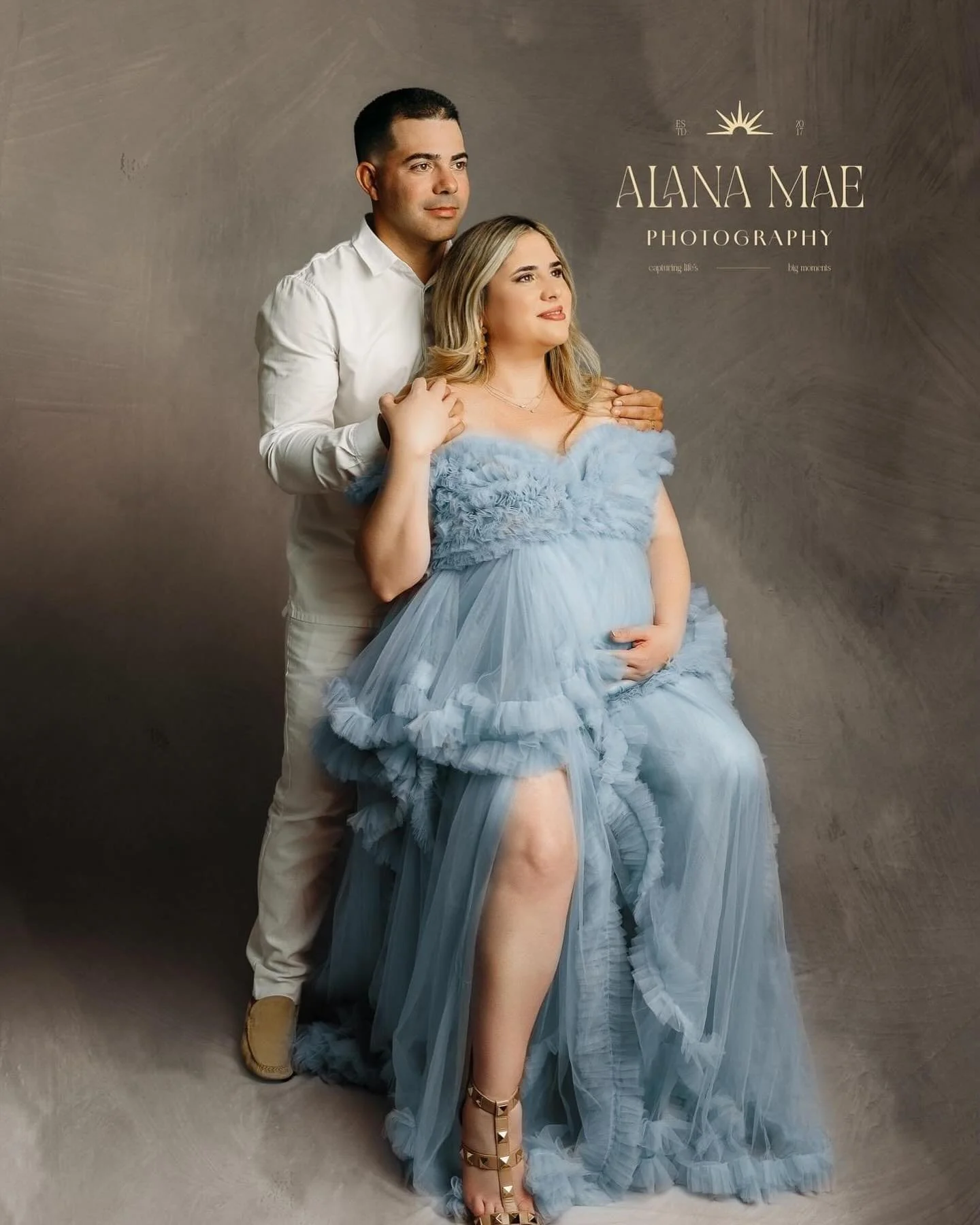 Give me all the gorgeous parents to be!! 
.
.
.
.
.
#creativesofswla #louisiana #louisianaphotographer #louisianaphotography #lakecharles #lakecharlesphotographer #maternity #maternityphotography #maternityphotographer