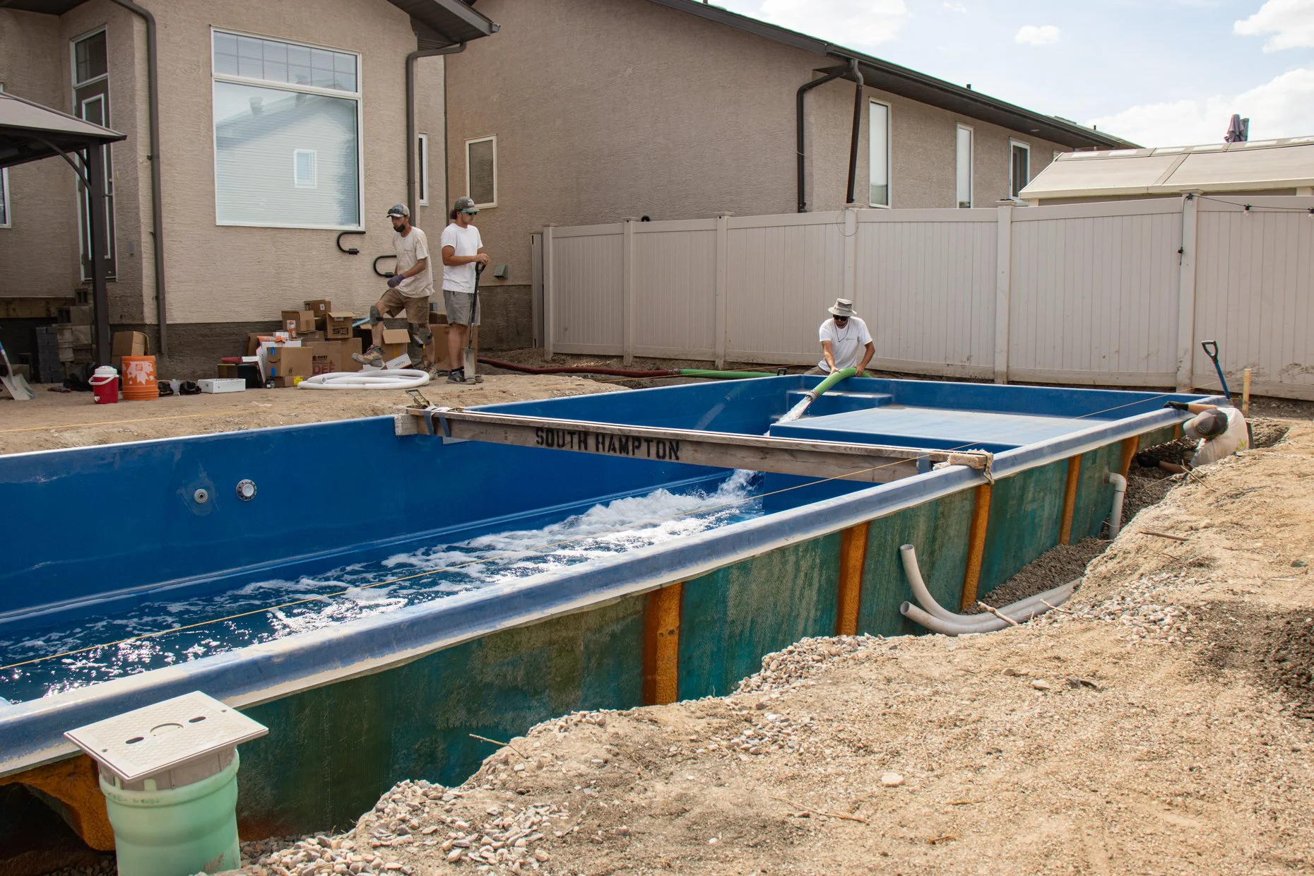GUSWAY_POOL DROP-07.jpg