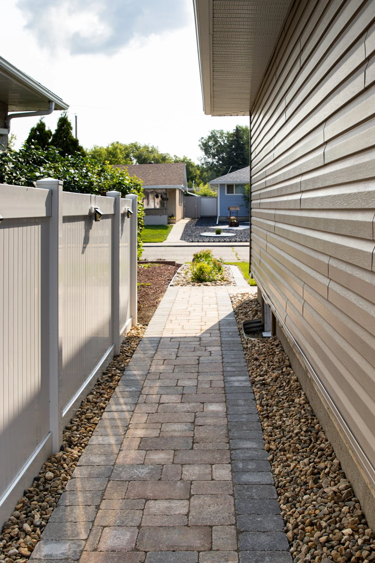 CORNWALL FRONTYARD_WEB-02.jpg