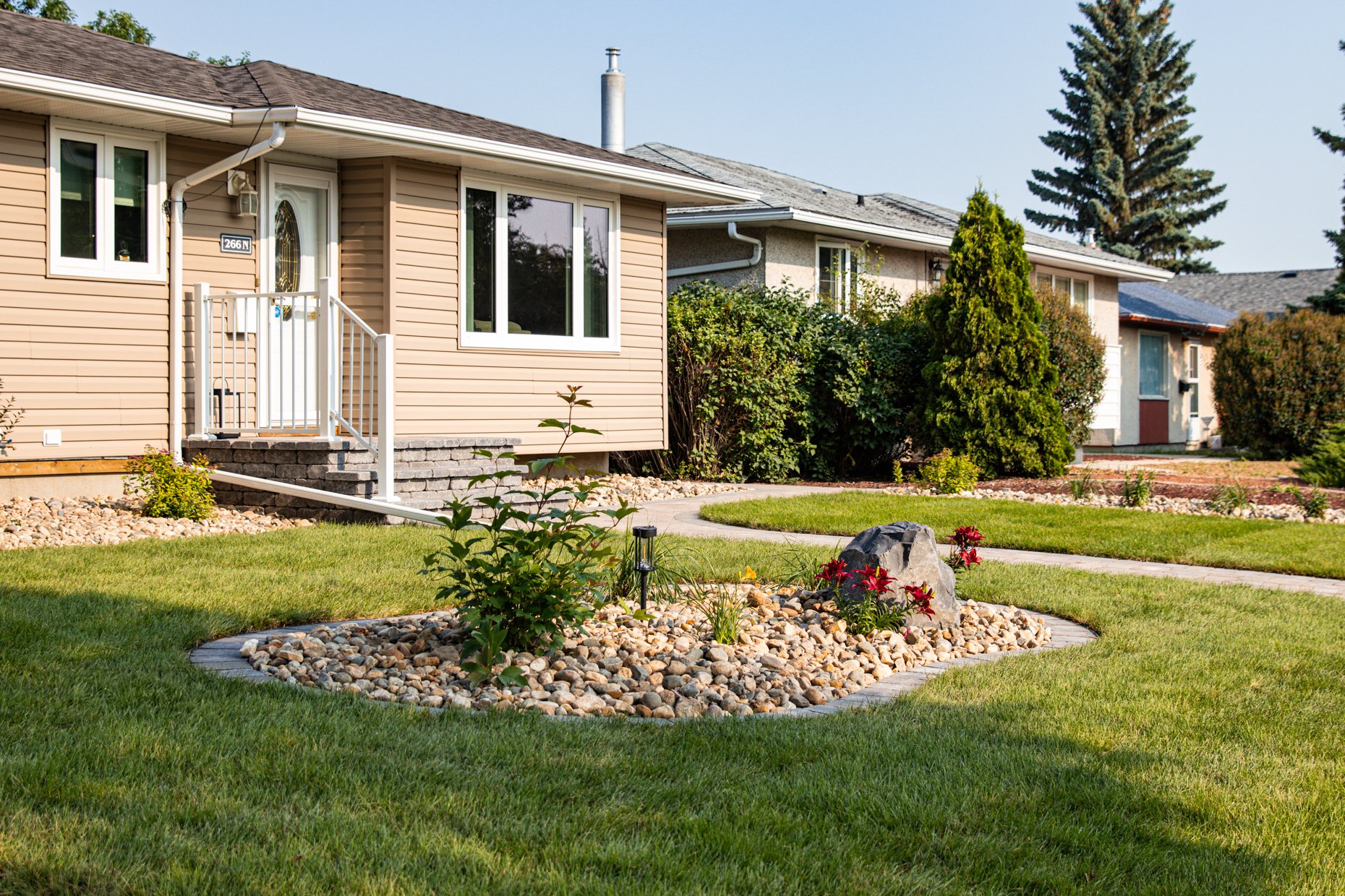 CORNWALL FRONTYARD_WEB-22.jpg