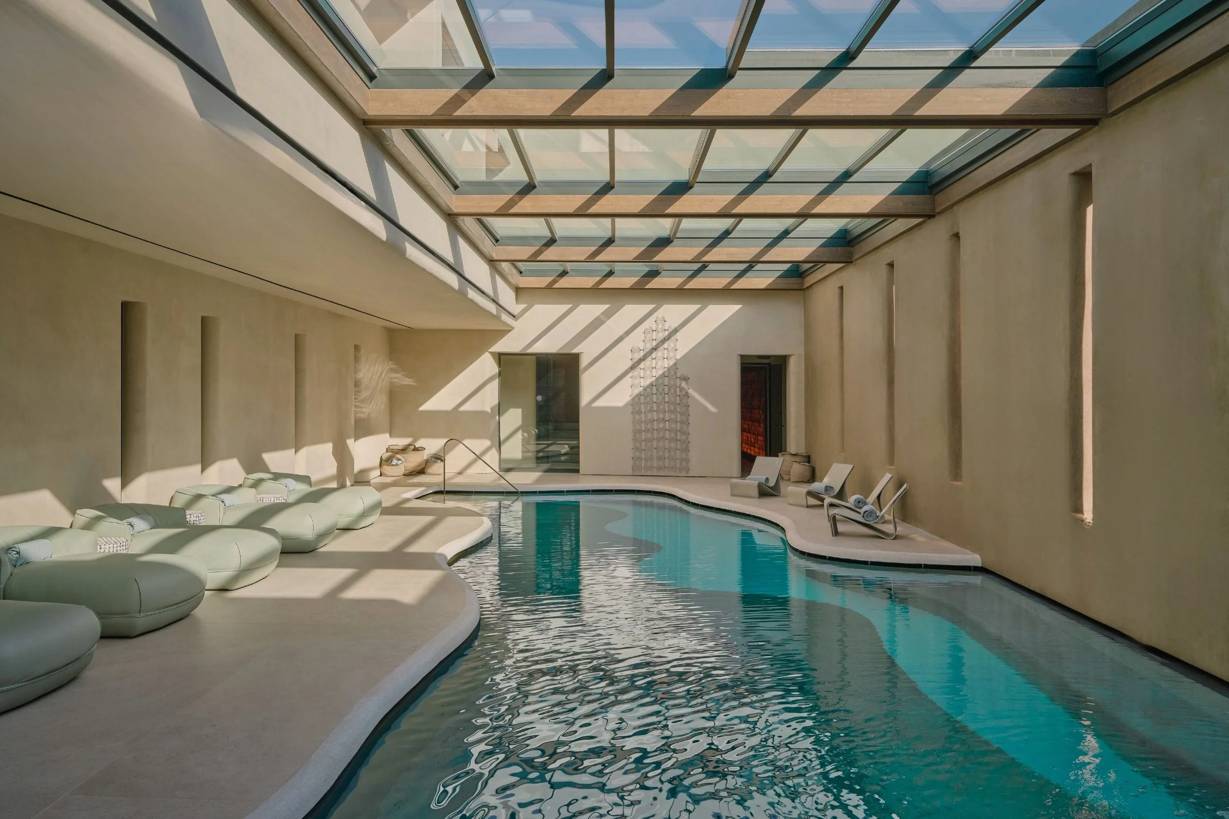 Nao_Vitality Pool_Perry Graham.jpg