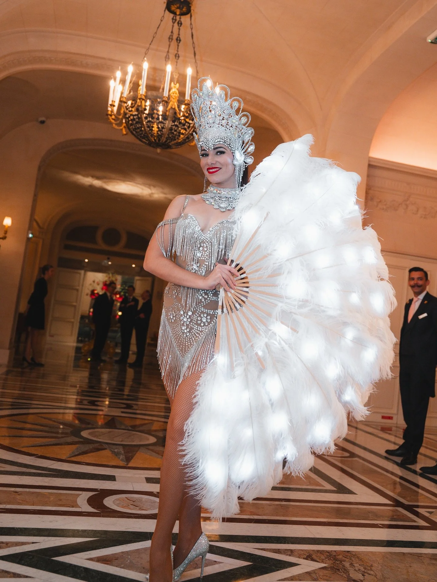 Voila, our participants arrived to the second day of travel show at @shangrilaparis 🫶🏼#cremetravelshow