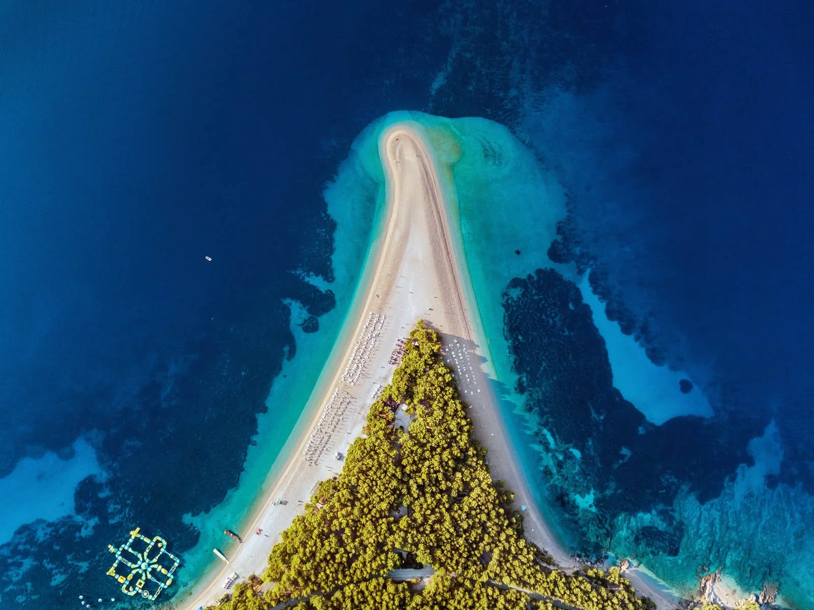 Roger Schlachter and photos of the Croatian Tourist Board