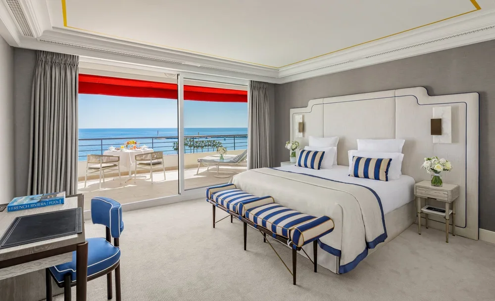 Majestic+Cannes+-+Room.webp