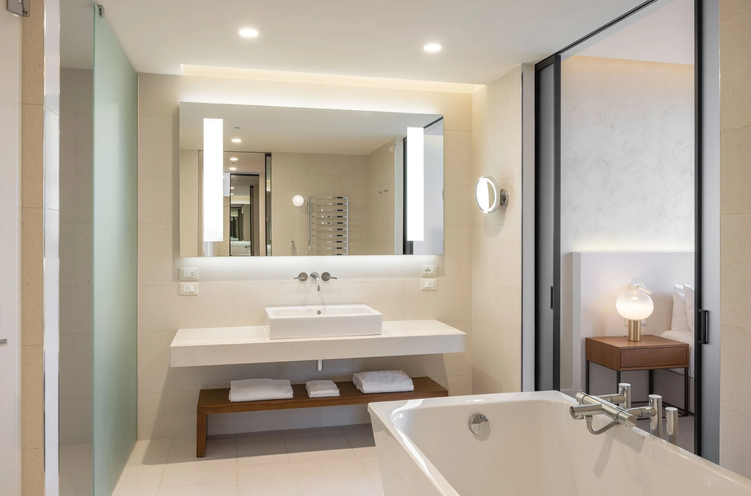 PRESIDENTIAL SUITE (6).jpg