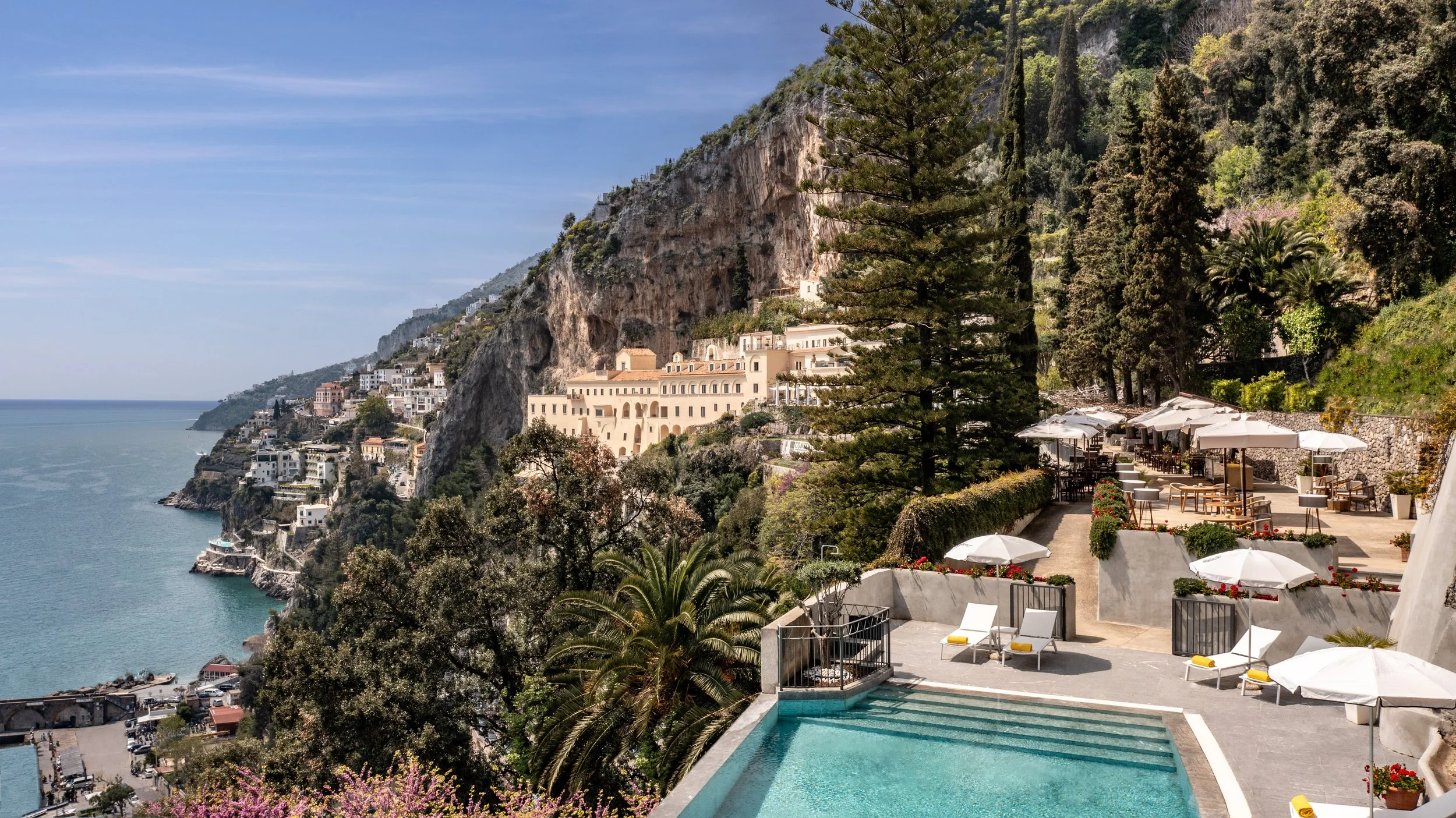 Anantara _Convento_di_Amalfi_Grand_Hotel_Aerial_View_Pool.jpg