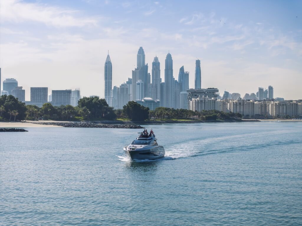 Large-DET_Dubai yacht_Dubai Marina_1.jpg