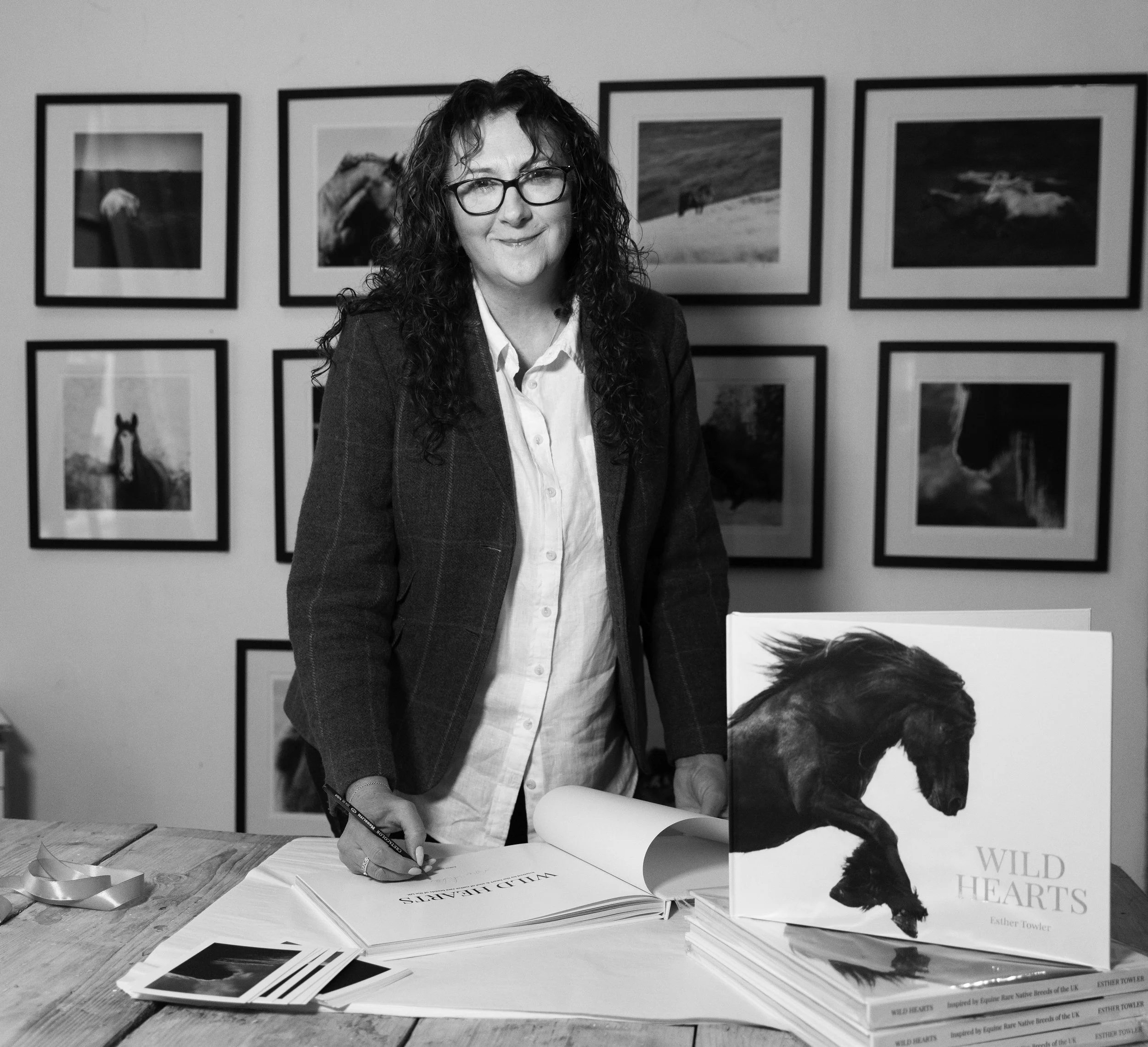 bwEsther Towler-4.jpg