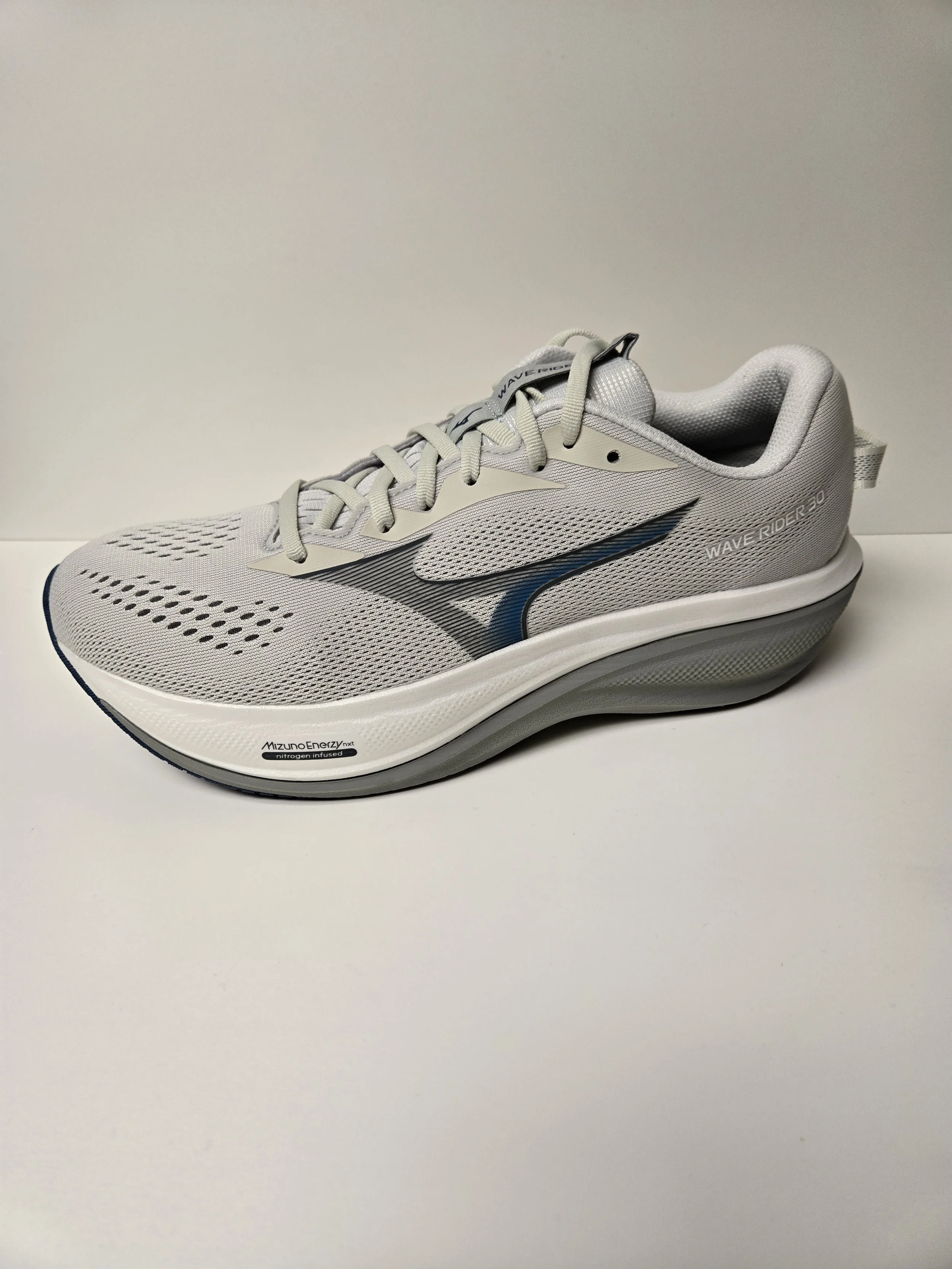 MIZUNO M. WAVE RIDER 30