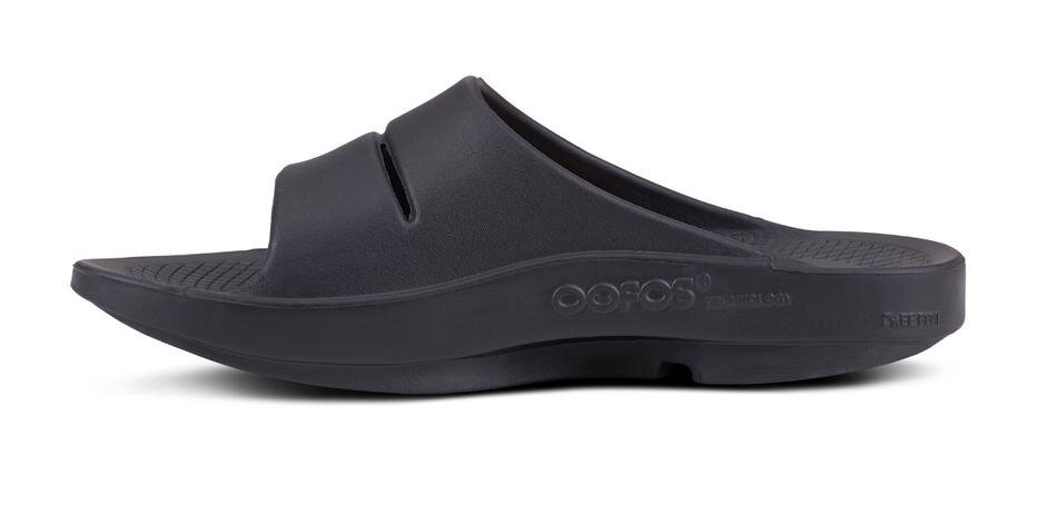 oofos+sport+slide+2.jpg