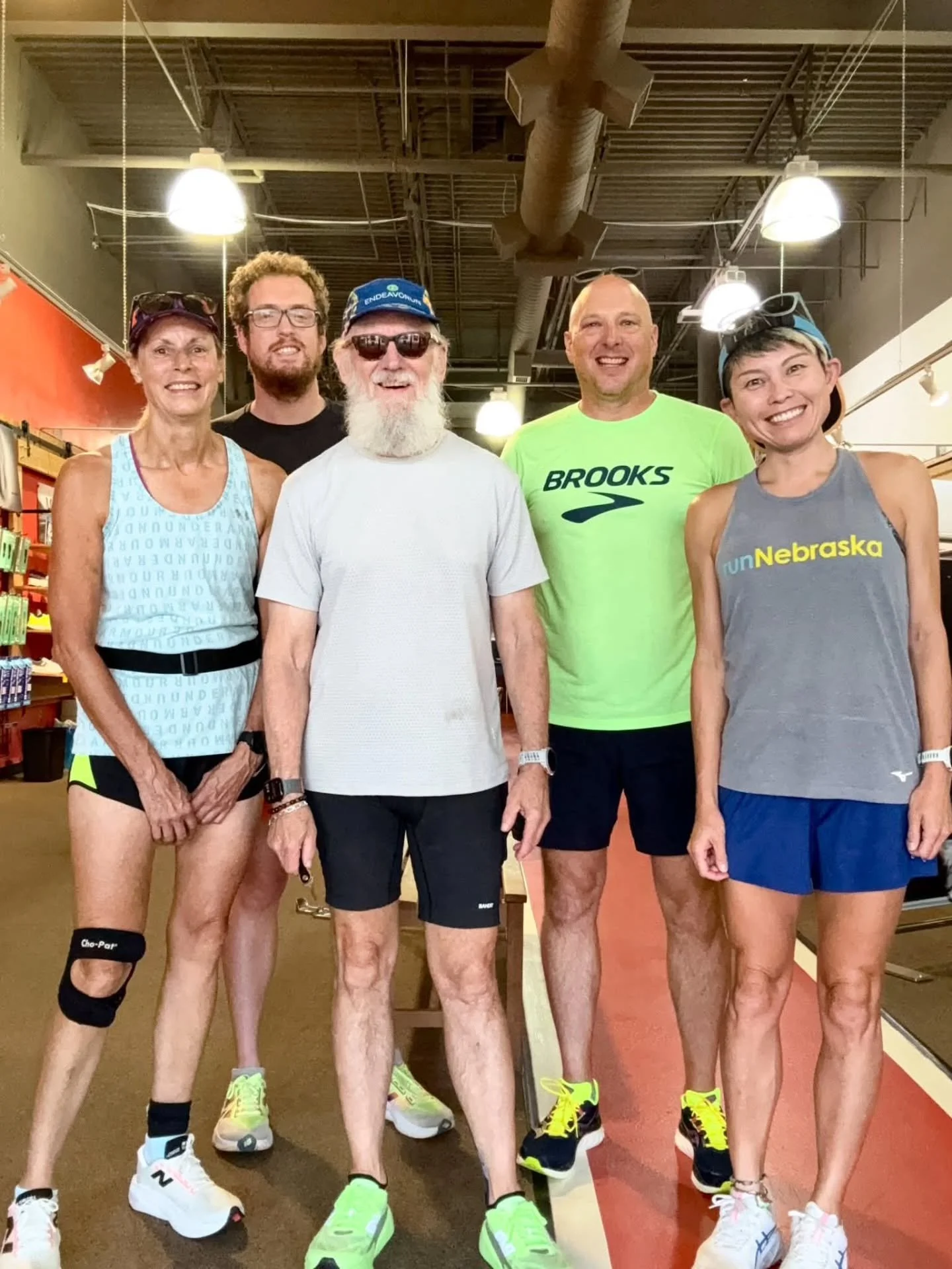 Miles + smiles this morning at Peak Performance - West!
💛 Thanks for starting Saturday with us!

TOMORROW 🏃&zwj;♀️ Bellevue Group Run
⏰ 7:30 AM
📍 Peak Bellevue &ndash; 3512 Samson Way, Suite 212
☕ Post-run coffee &amp; hangs!
All paces welcome 🙌
