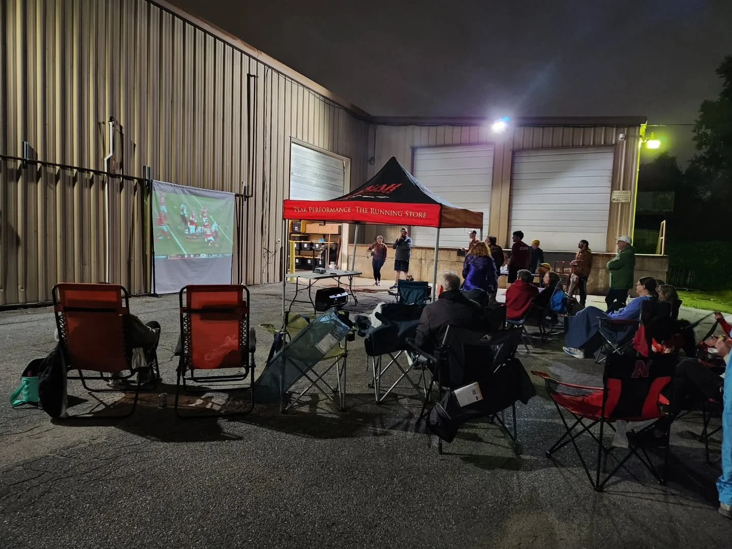 🏈 RunDay Night Football &mdash; What. A. Night! 🔥

A few miles, a great game, cozy fires, and all the fall vibes &mdash; thanks to everyone who joined us at Peak Performance for a fun night of running and football! 🙌

We loved seeing the energy, t