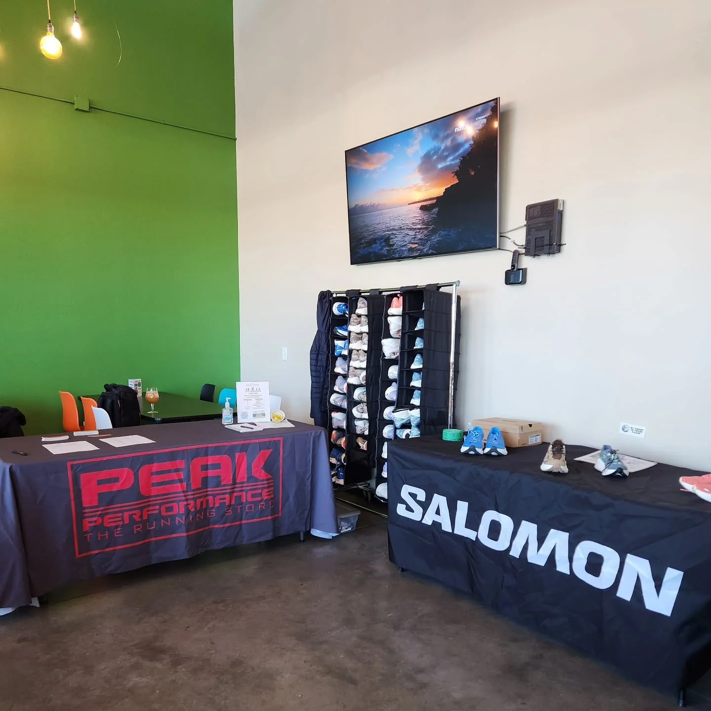 We&rsquo;re set up and ready.

The Peak to Peak to Peak Launch Party starts soon and the running community is rolling in.

👟 Salomon demo trail shoes
🏃 Community run / walk
🙋 Volunteer sign-ups for race day

Thinking about volunteering?
All Peak t
