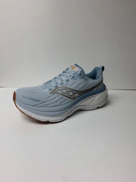 W. Saucony Hurricane 25