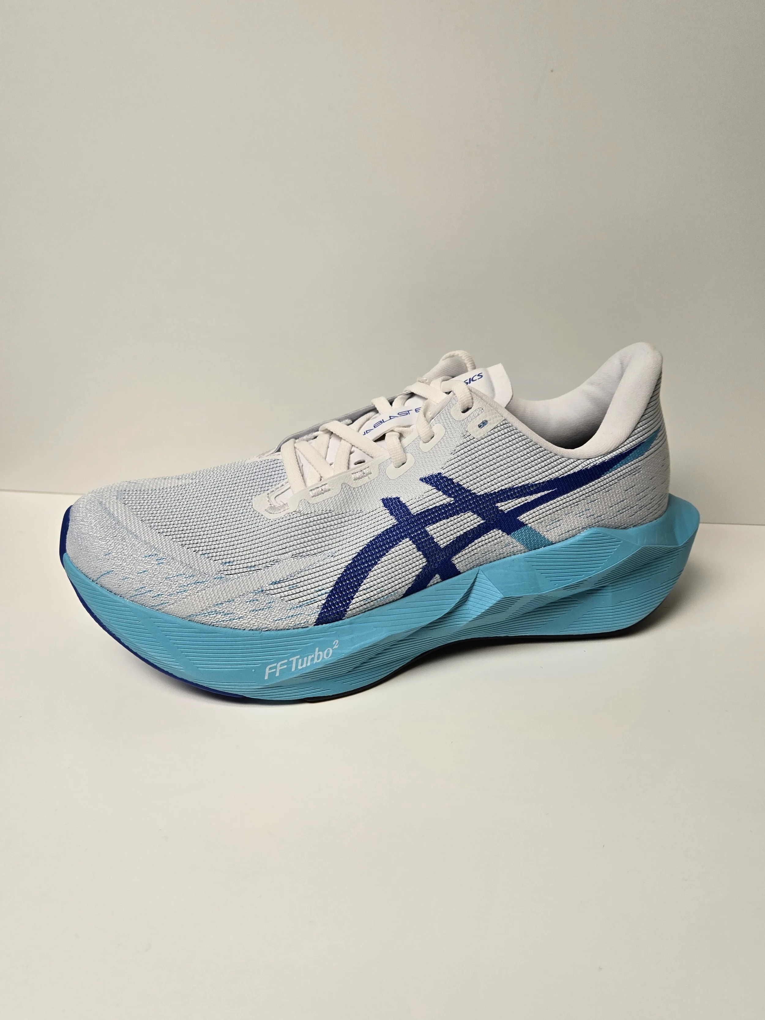 ASICS M. NOVABLAST 6