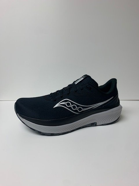 W. Saucony Echelon 10