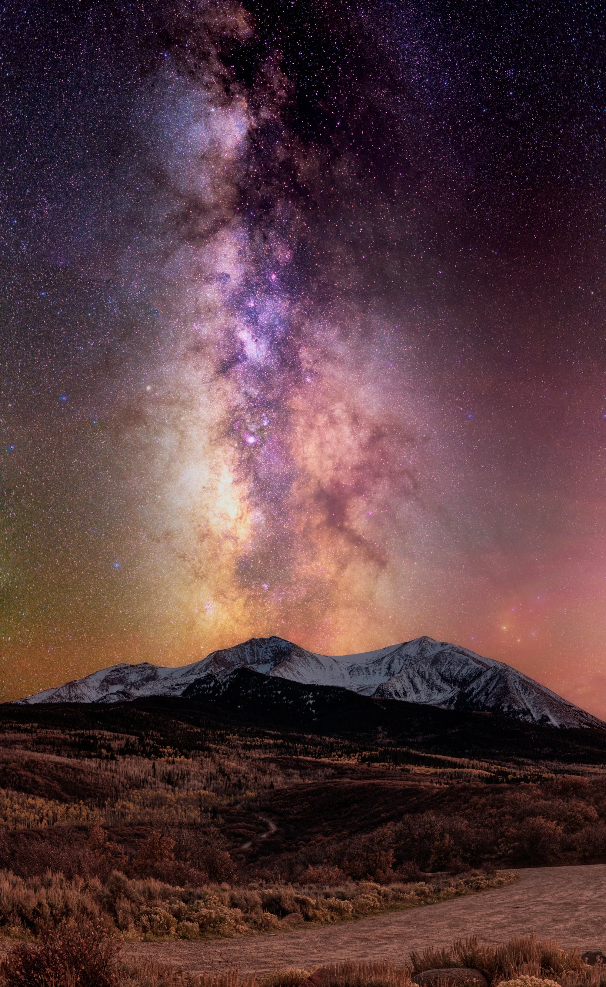 10_3_24 milky way over sopris.jpg