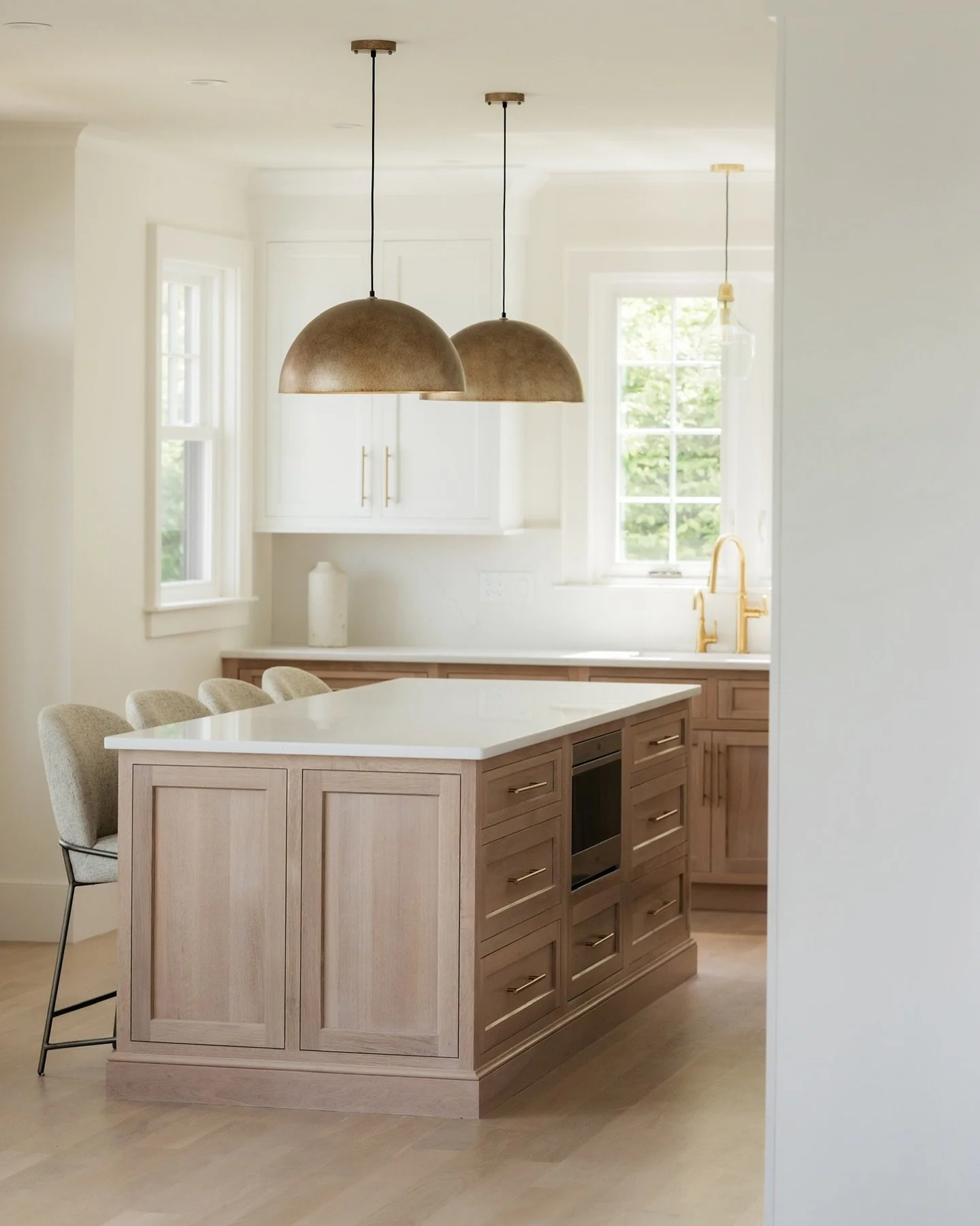Downer Ave details pt. 3

We officially closed and turned the keys over on this project yesterday. Cannot thank the team of people that brought this project to life enough. Huge shoutout to @melia_construction for building this home - if you need any