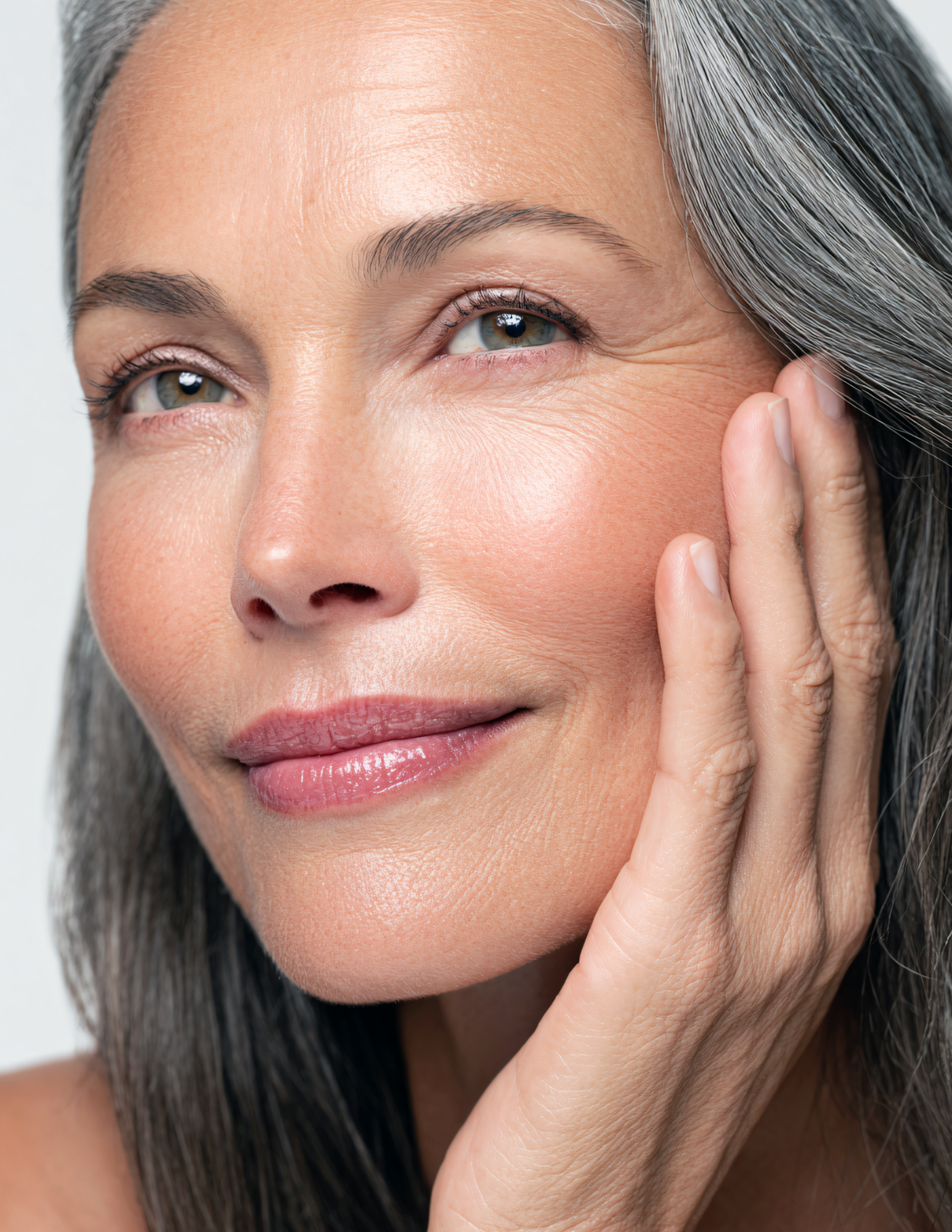 Morpheus8 RF microneedling for skin tightening