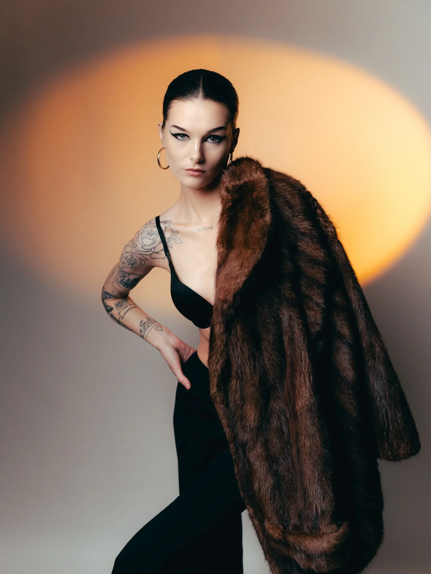 It looks like that.
.
.
#towhidb #fashionportraits #fashion_photography #editorialportrait #theworldofportraits