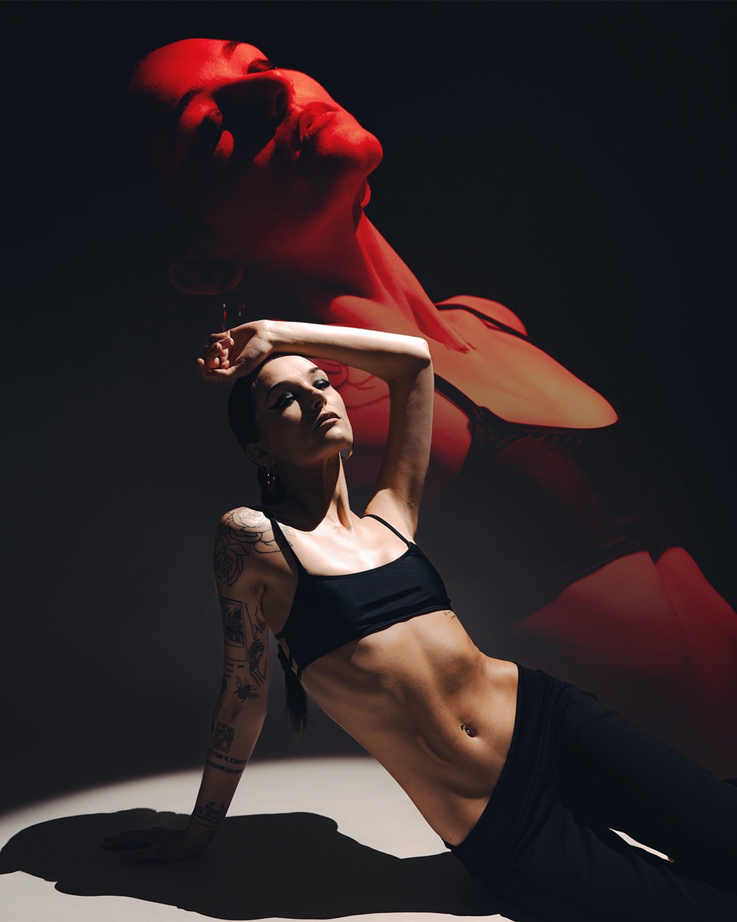 Presence &amp; projection in red.
.
.
#towhidb #creativeportrait #editorialshoot #portraitsvisuals #moodyportrait