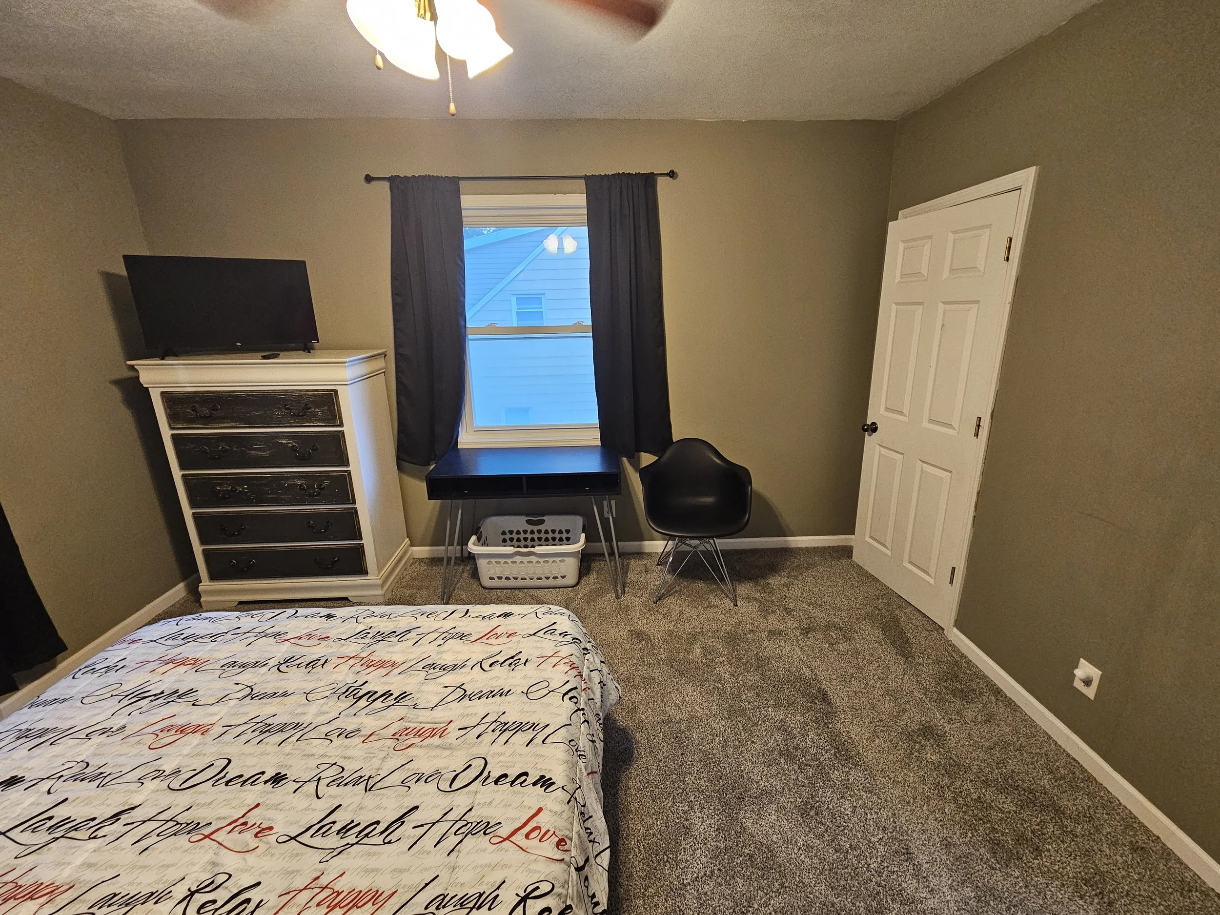 Room for Rent 1 - Des Moines - 4.jpg
